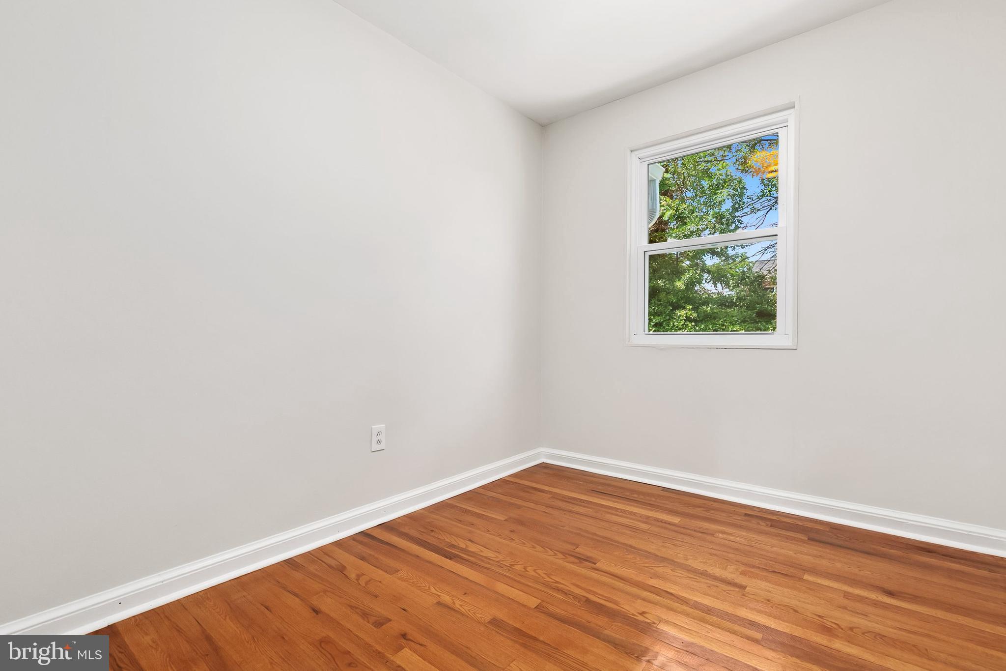 NORTHWOOD KNOLLS - Residential