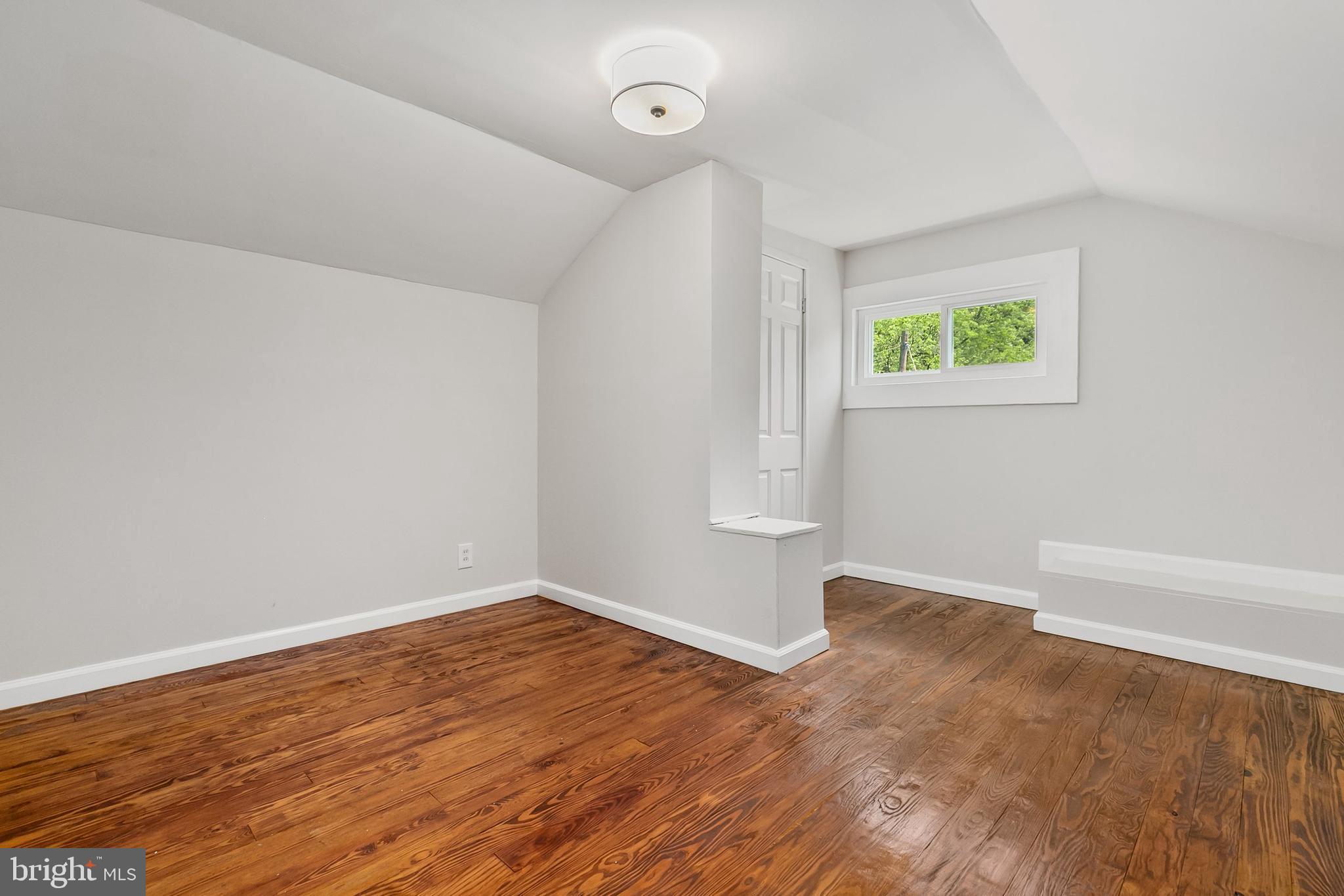 NORTHWOOD KNOLLS - Residential