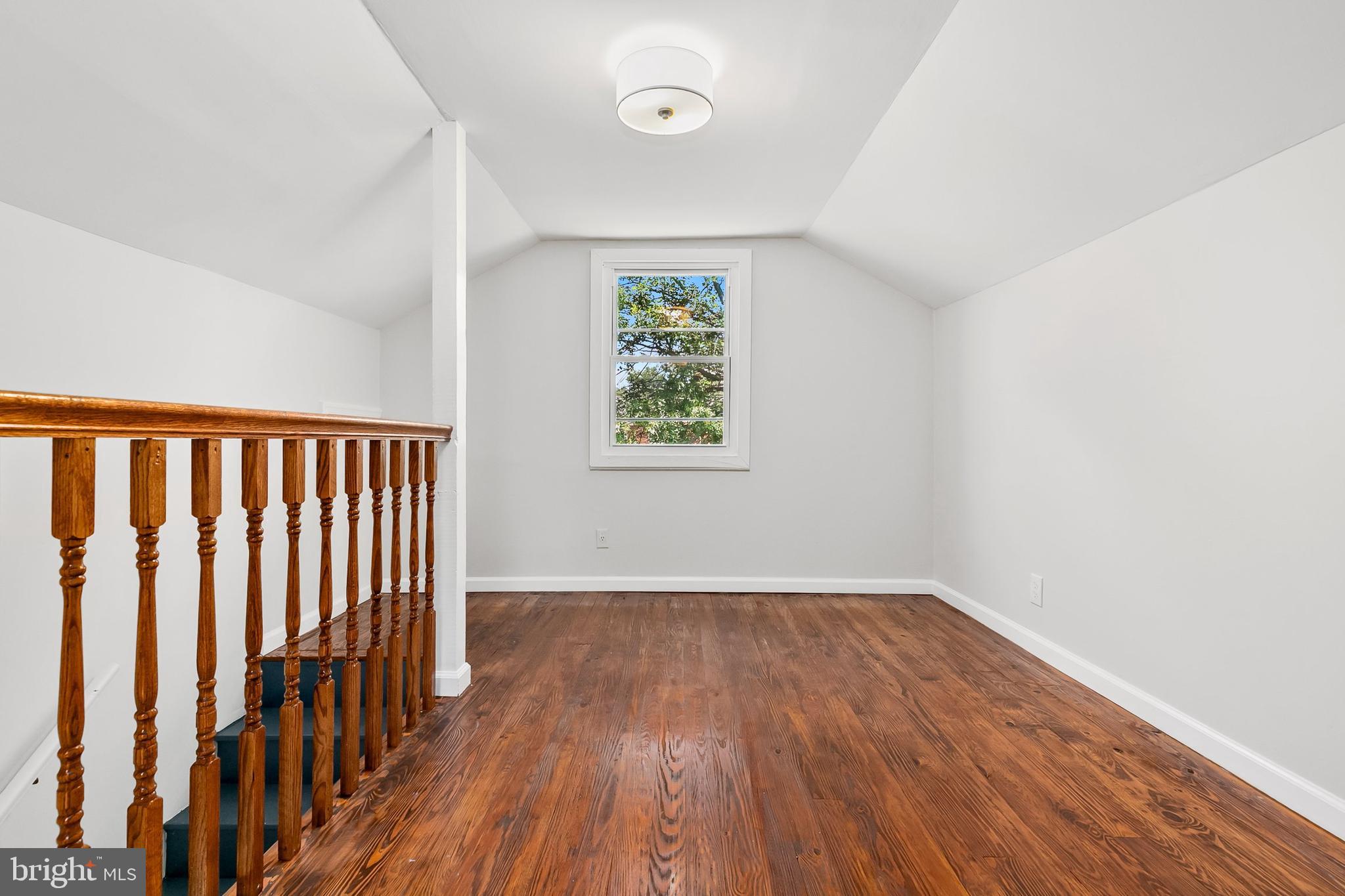 NORTHWOOD KNOLLS - Residential