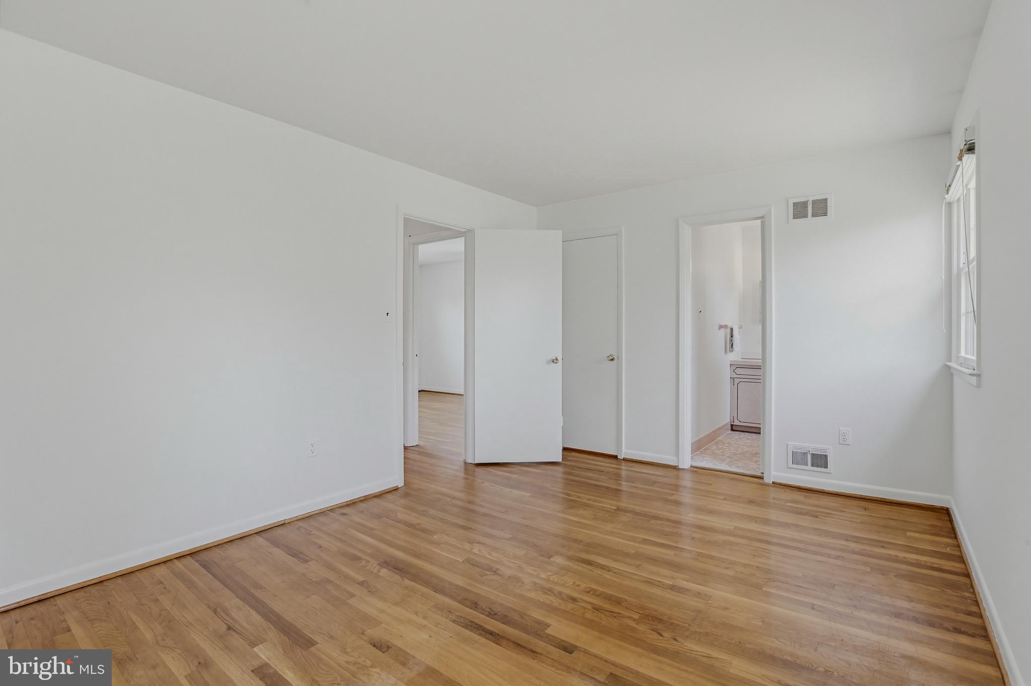 FOXHALL - Residential