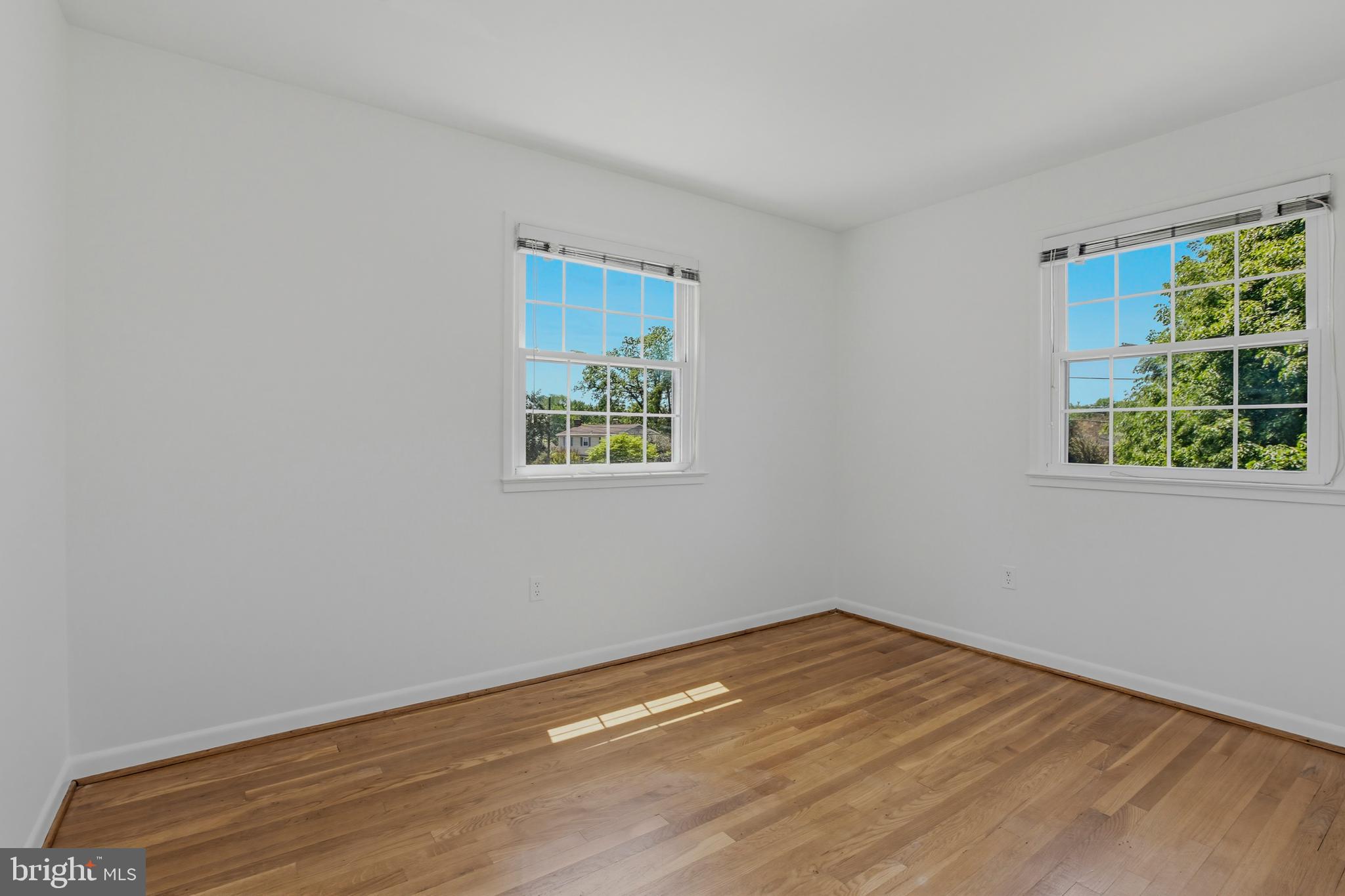 FOXHALL - Residential