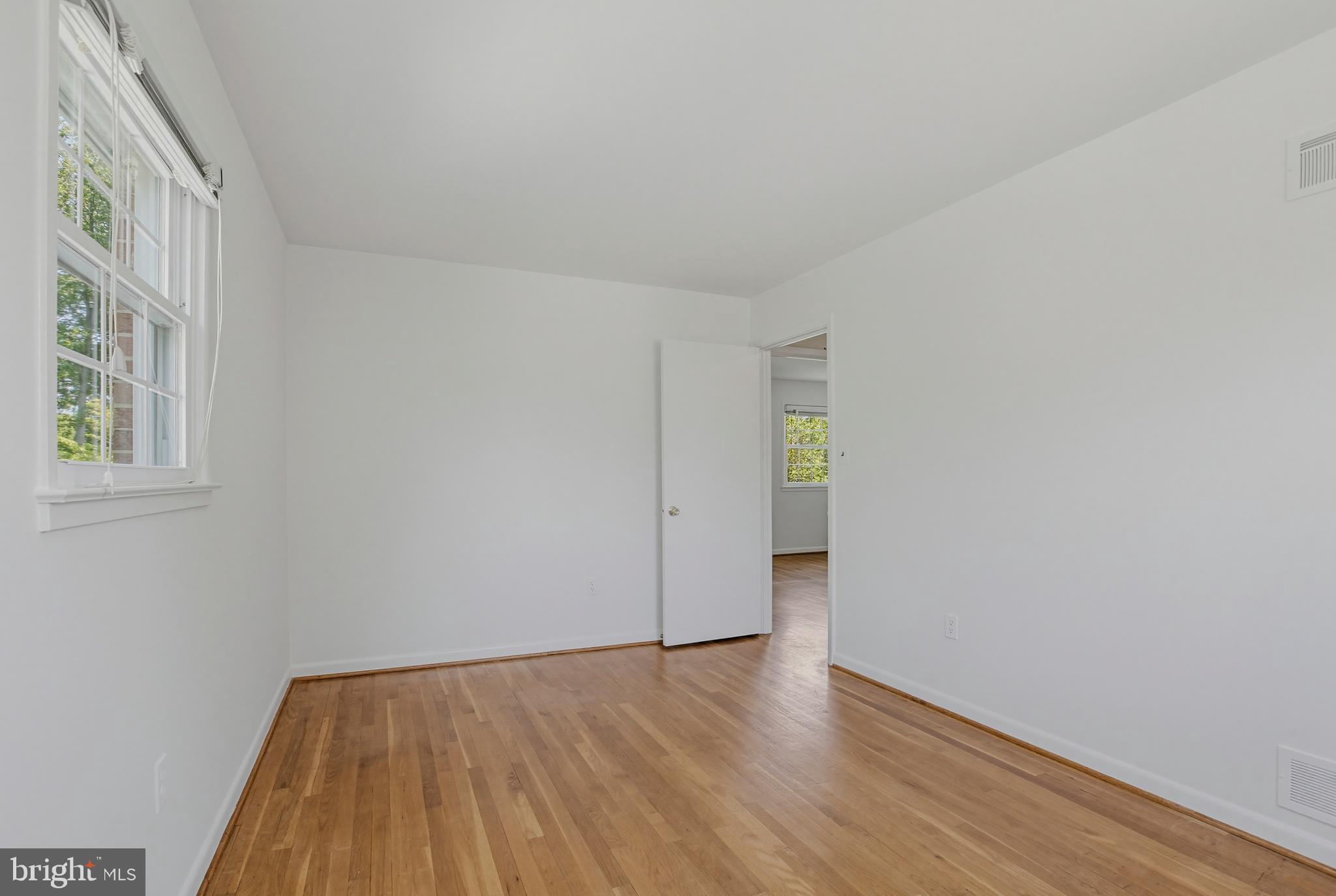 FOXHALL - Residential