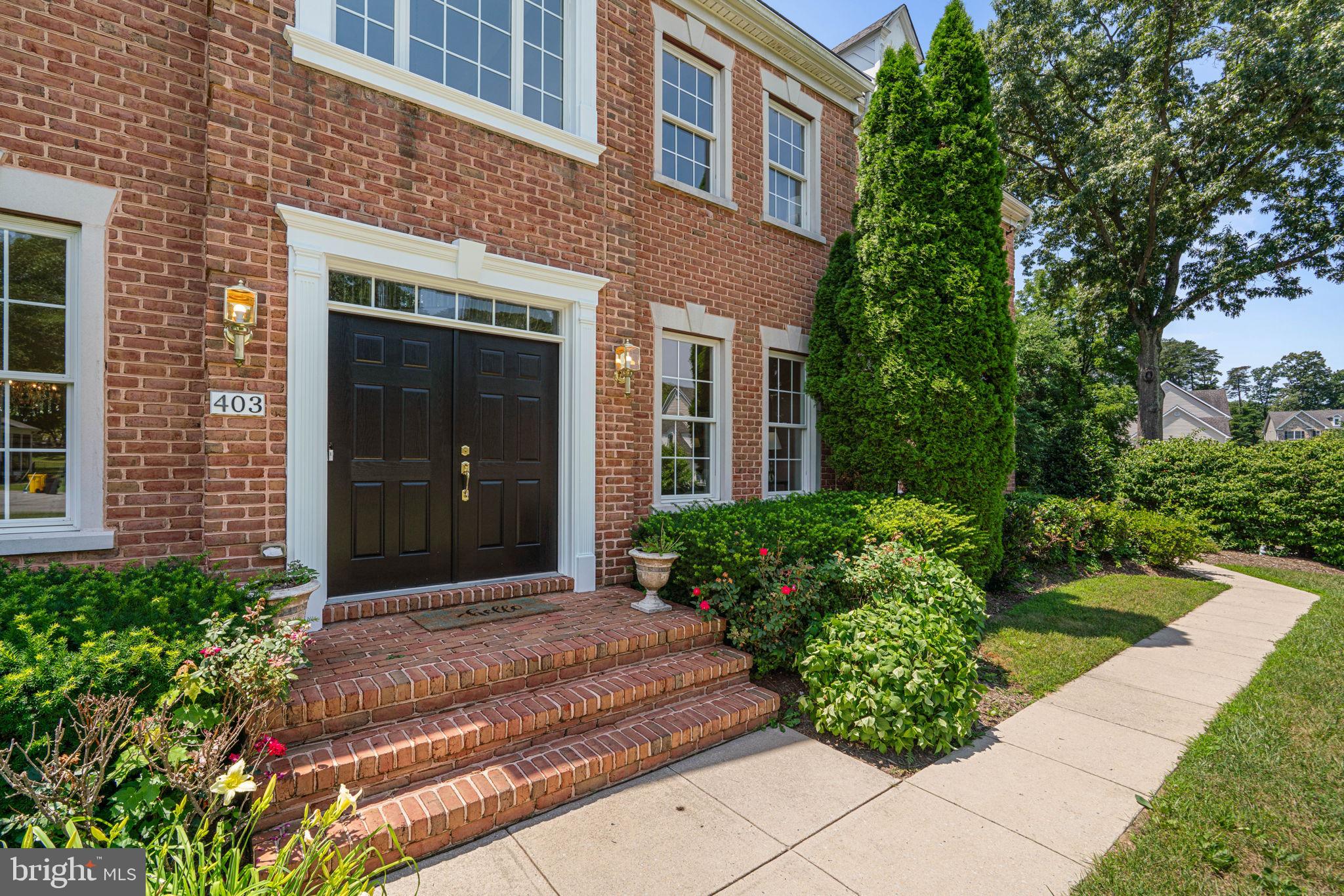 403 WOODLAND ESTATES WAY