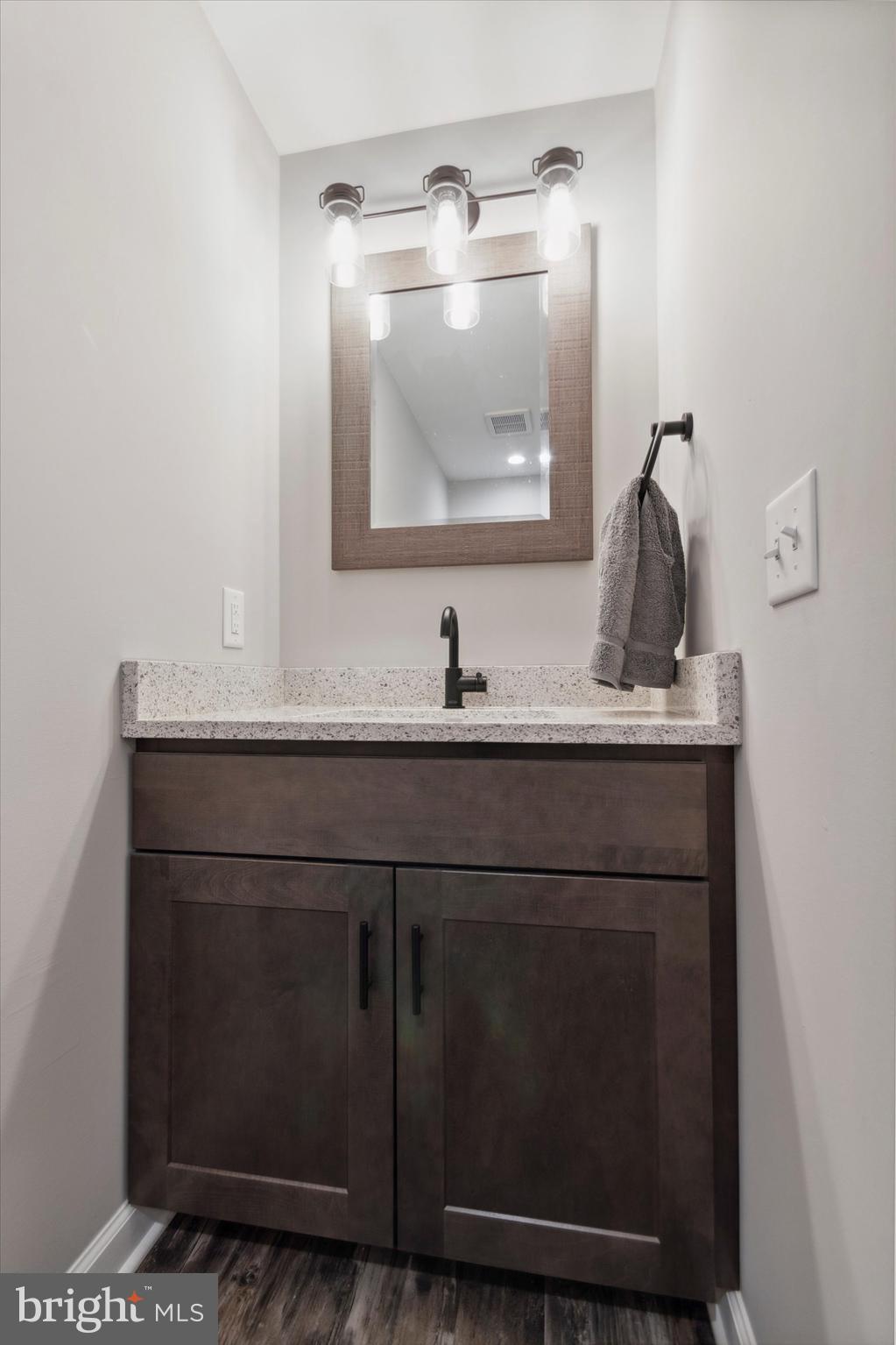 RIVERCREST - Residential