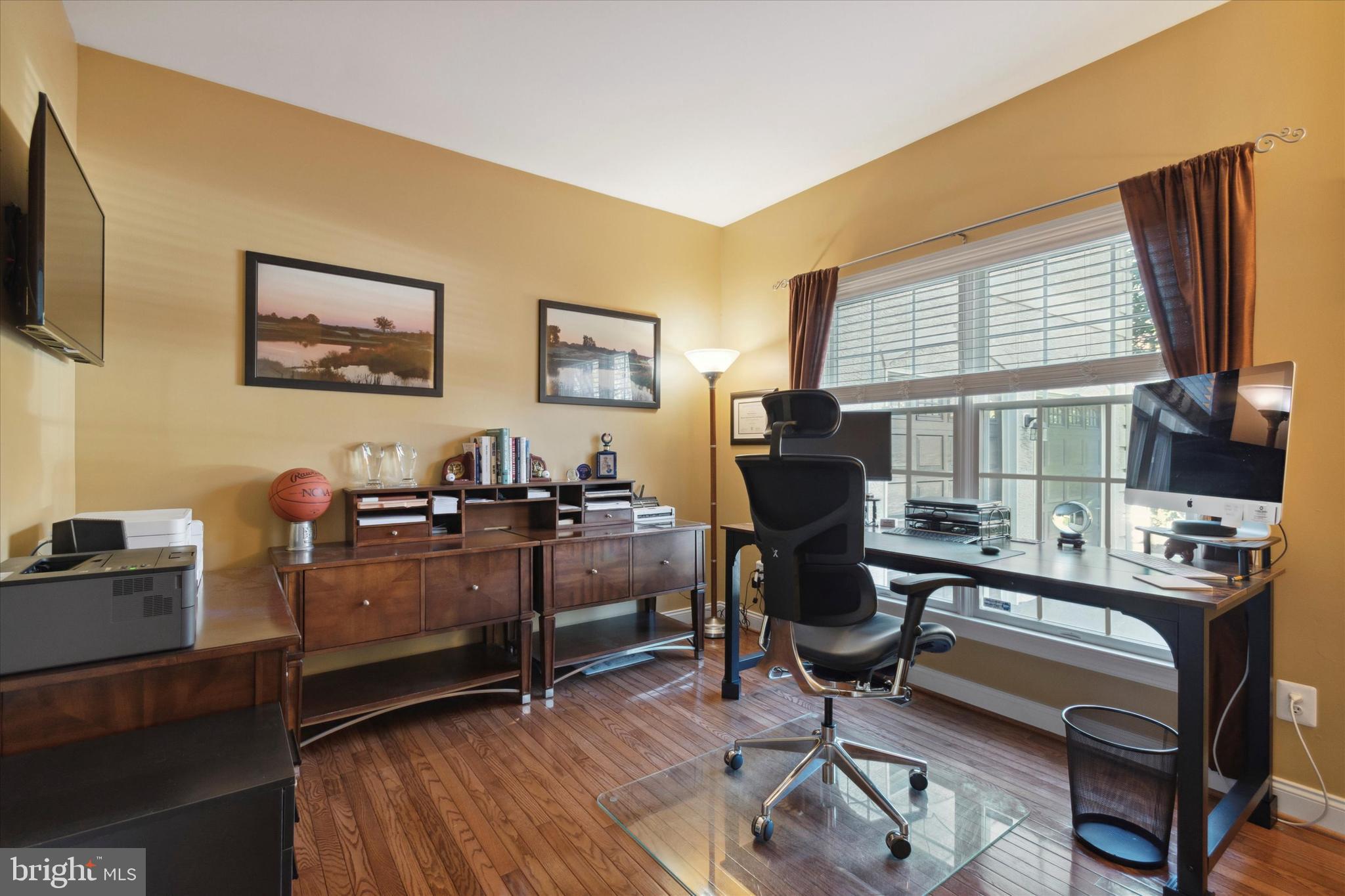 RIVERCREST - Residential