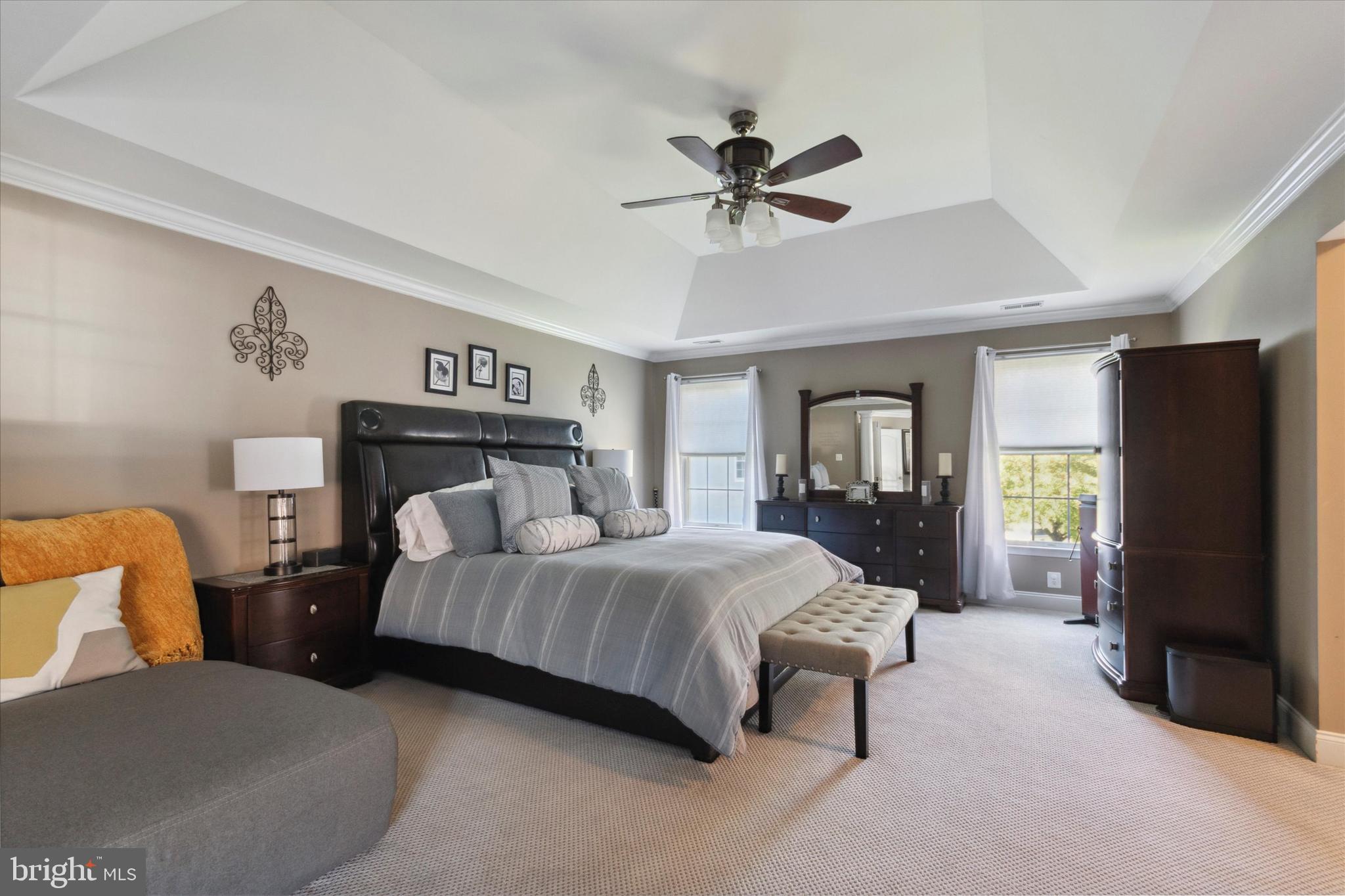 RIVERCREST - Residential