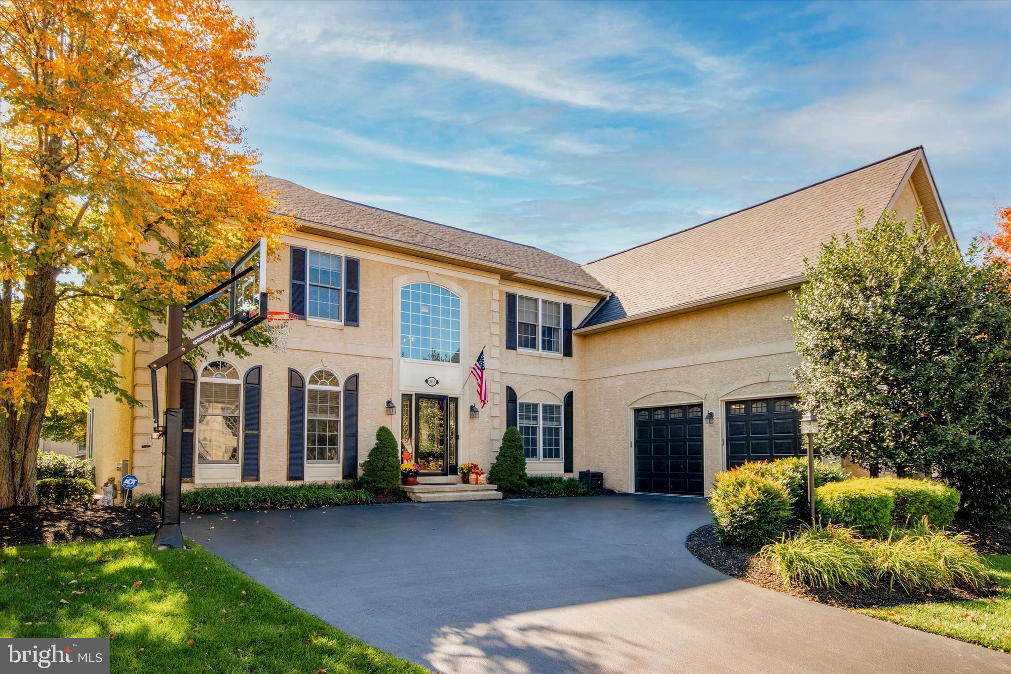 RIVERCREST - Residential