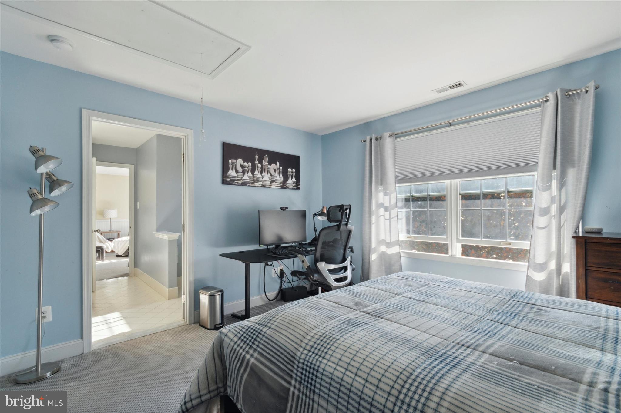 RIVERCREST - Residential