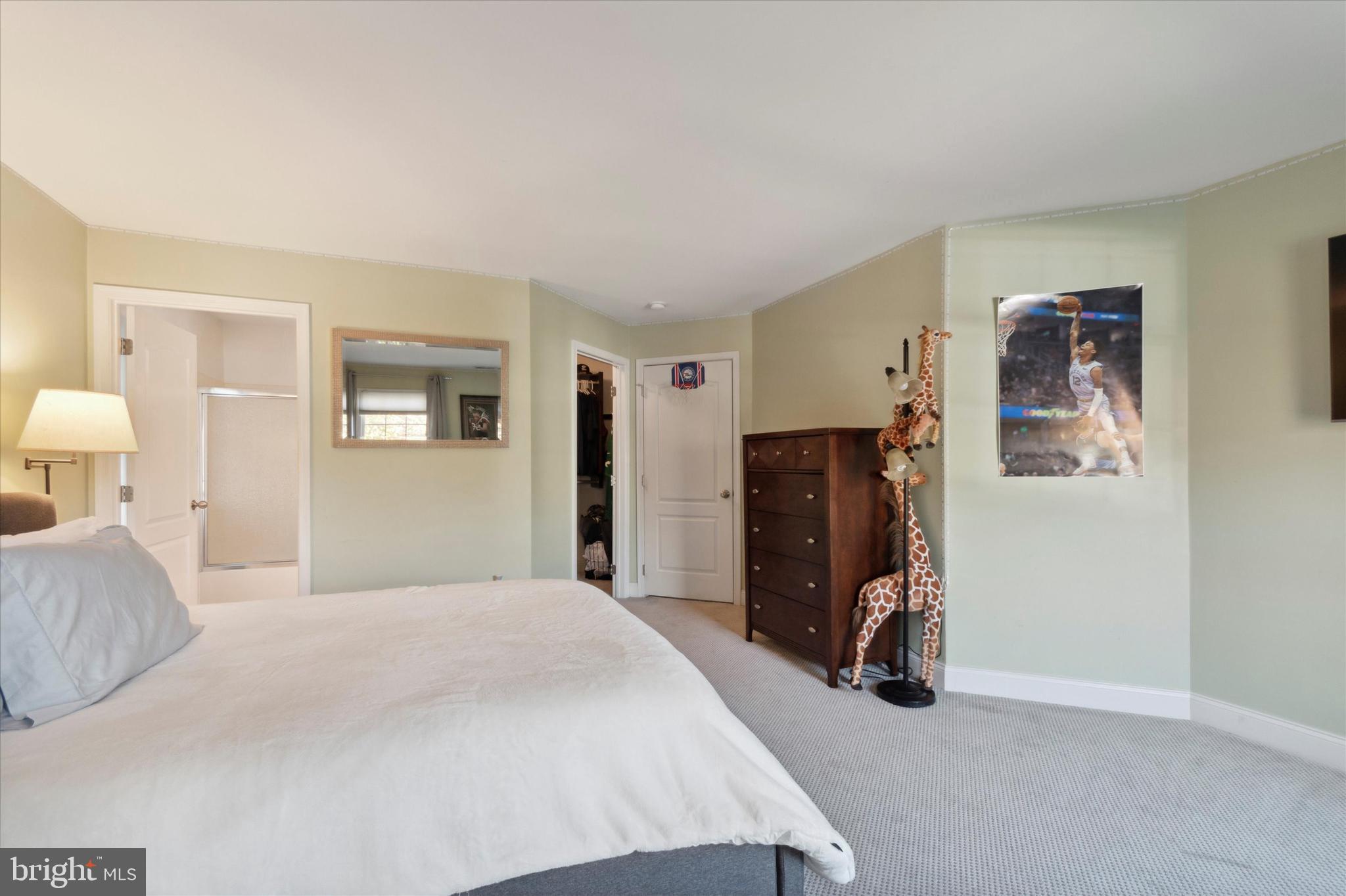 RIVERCREST - Residential