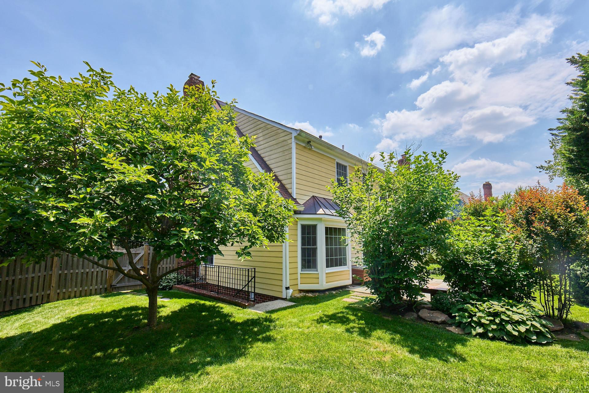 CHAIN BRIDGE SQUARE - Residential Lease