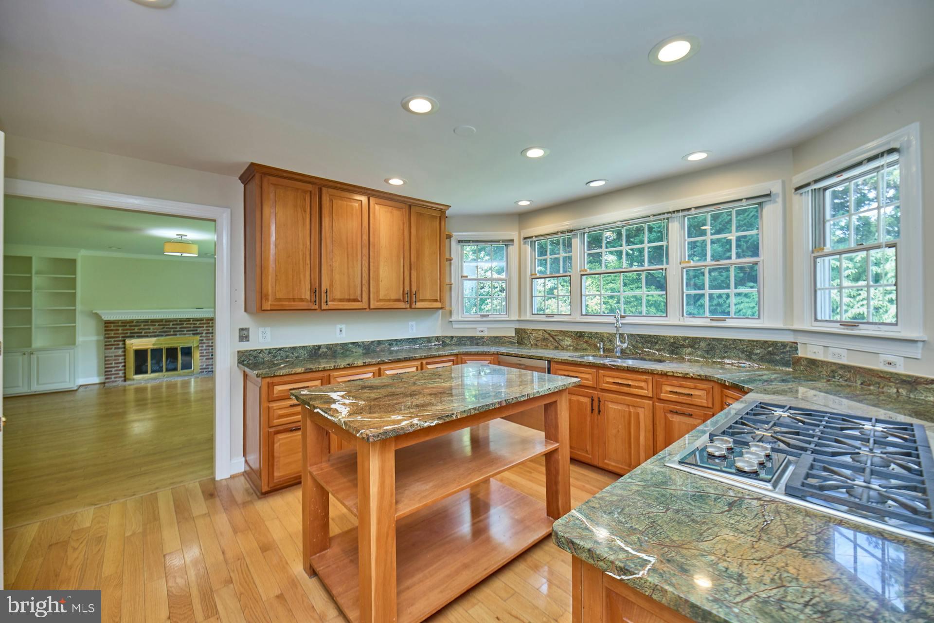 CHAIN BRIDGE SQUARE - Residential Lease