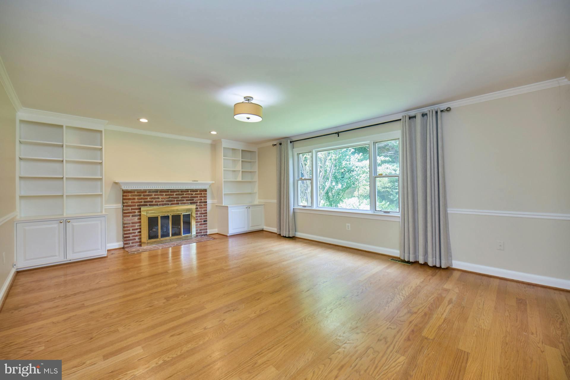 CHAIN BRIDGE SQUARE - Residential Lease