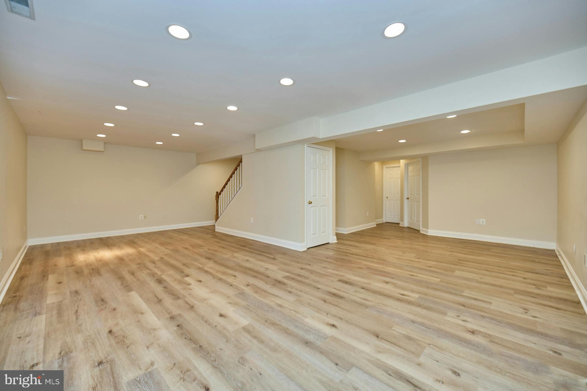 CHAIN BRIDGE SQUARE - Residential Lease