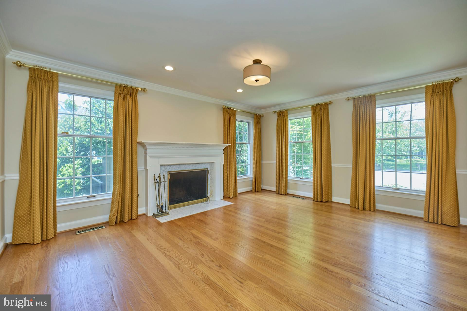 CHAIN BRIDGE SQUARE - Residential Lease