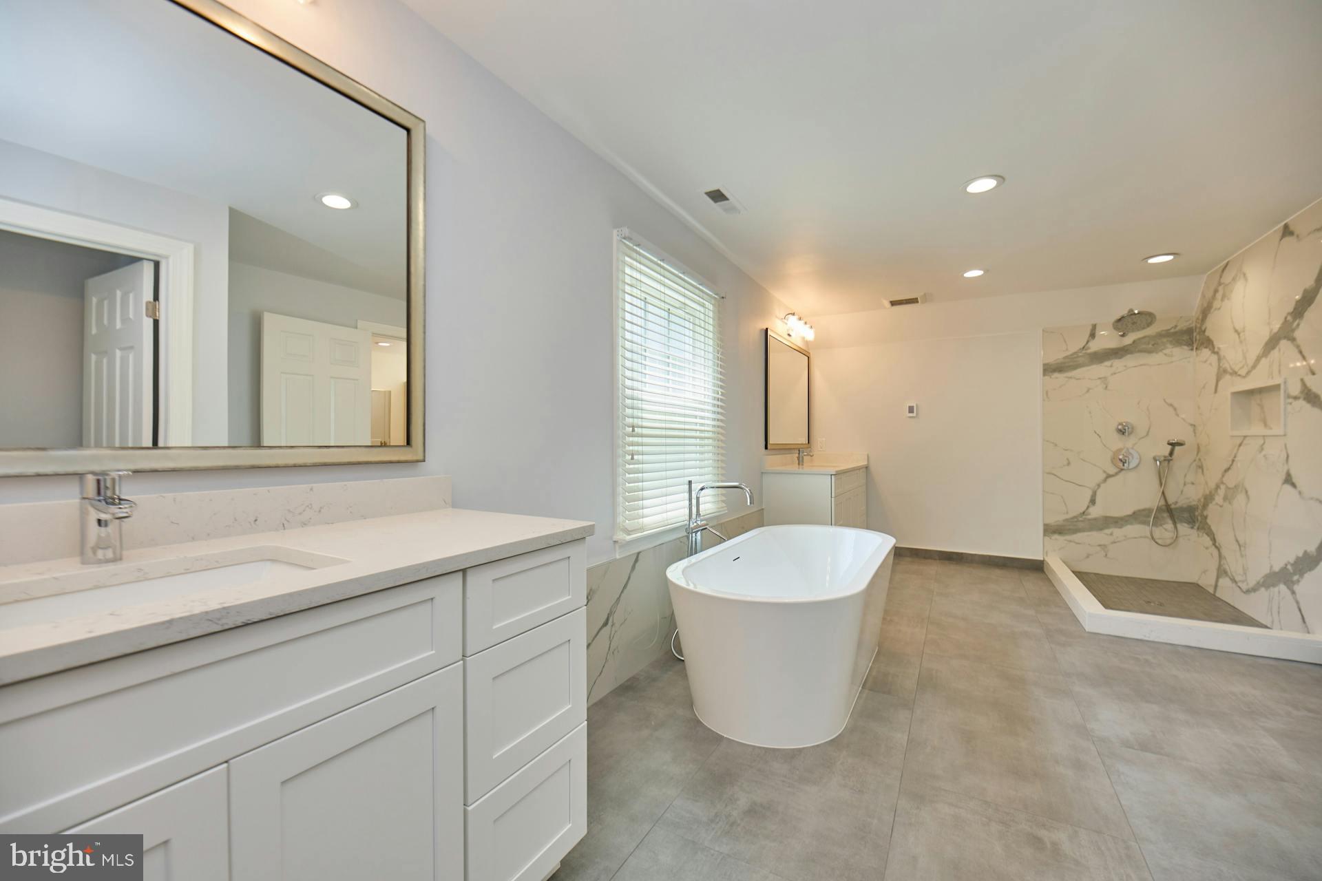 CHAIN BRIDGE SQUARE - Residential Lease