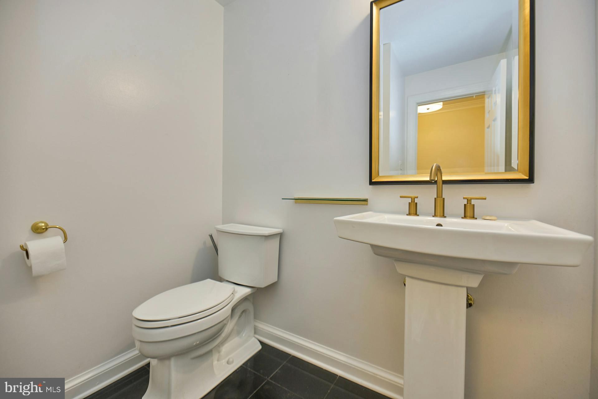 CHAIN BRIDGE SQUARE - Residential Lease