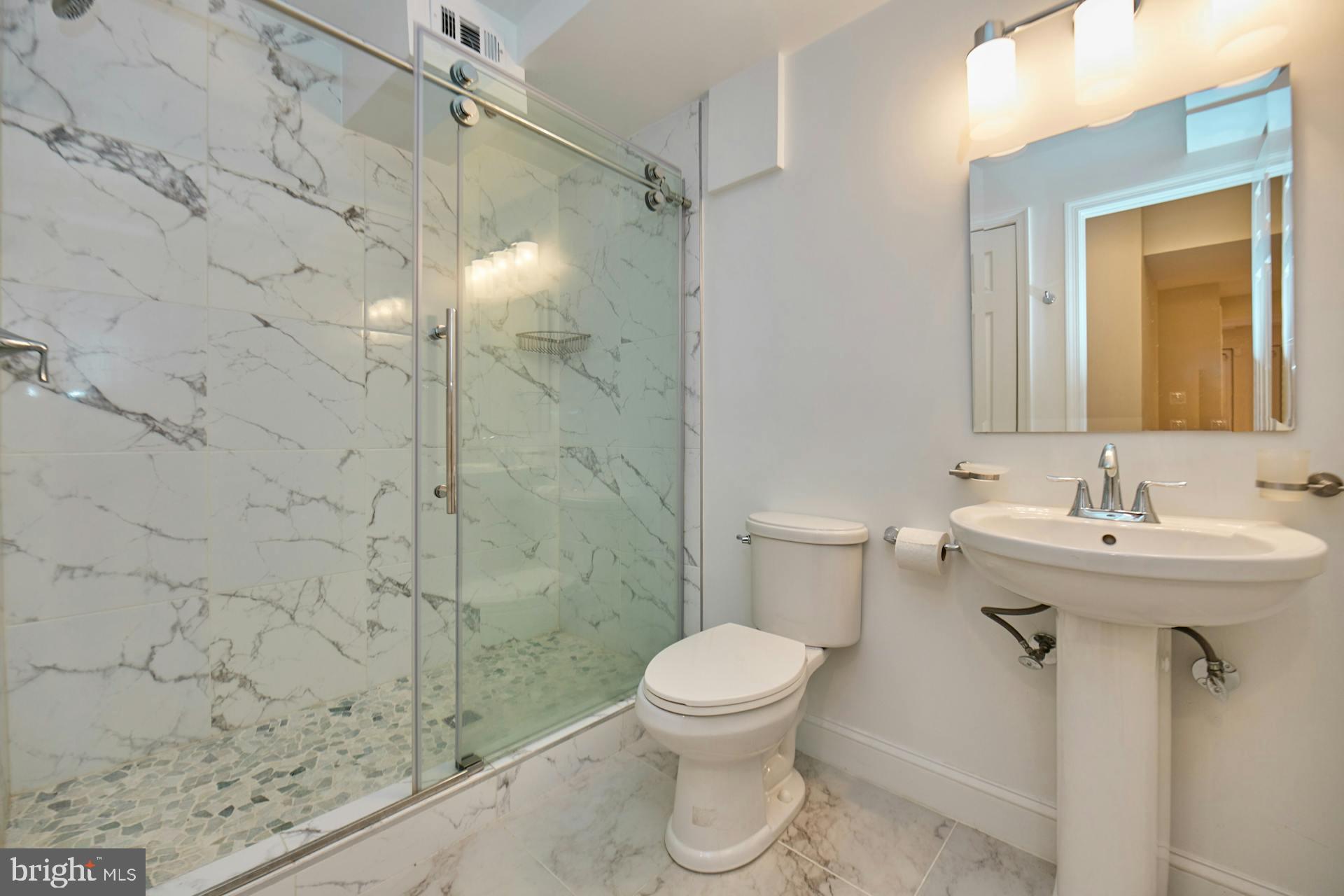 CHAIN BRIDGE SQUARE - Residential Lease