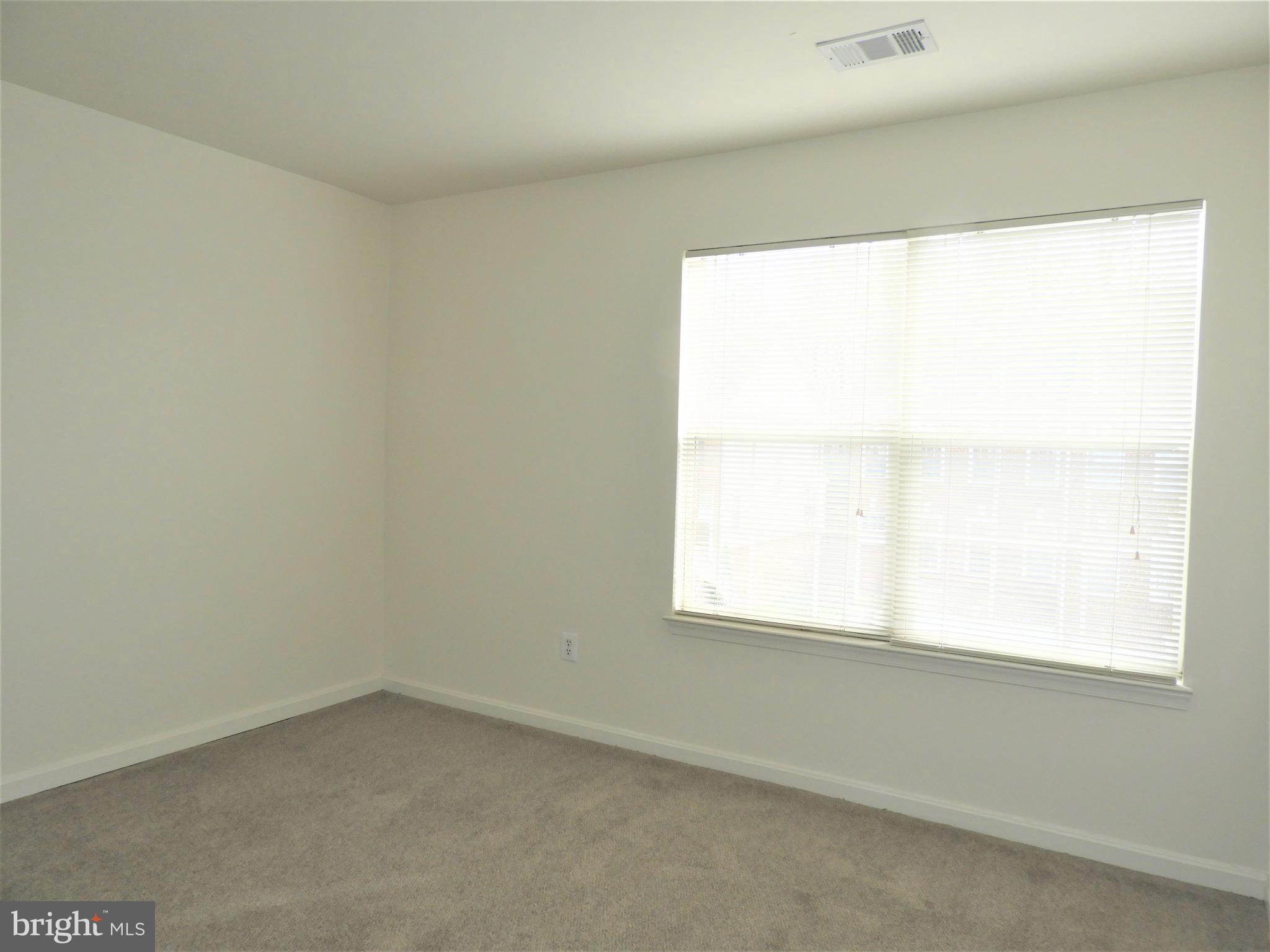 WINDSOR MEWS - Residential Lease