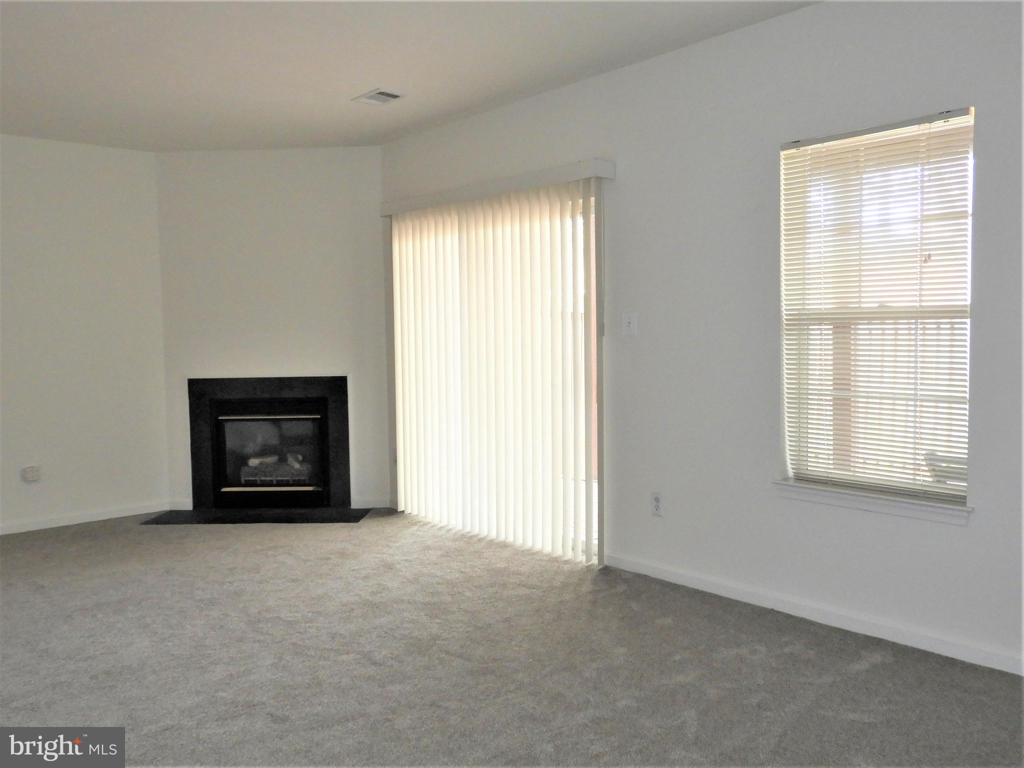 WINDSOR MEWS - Residential Lease