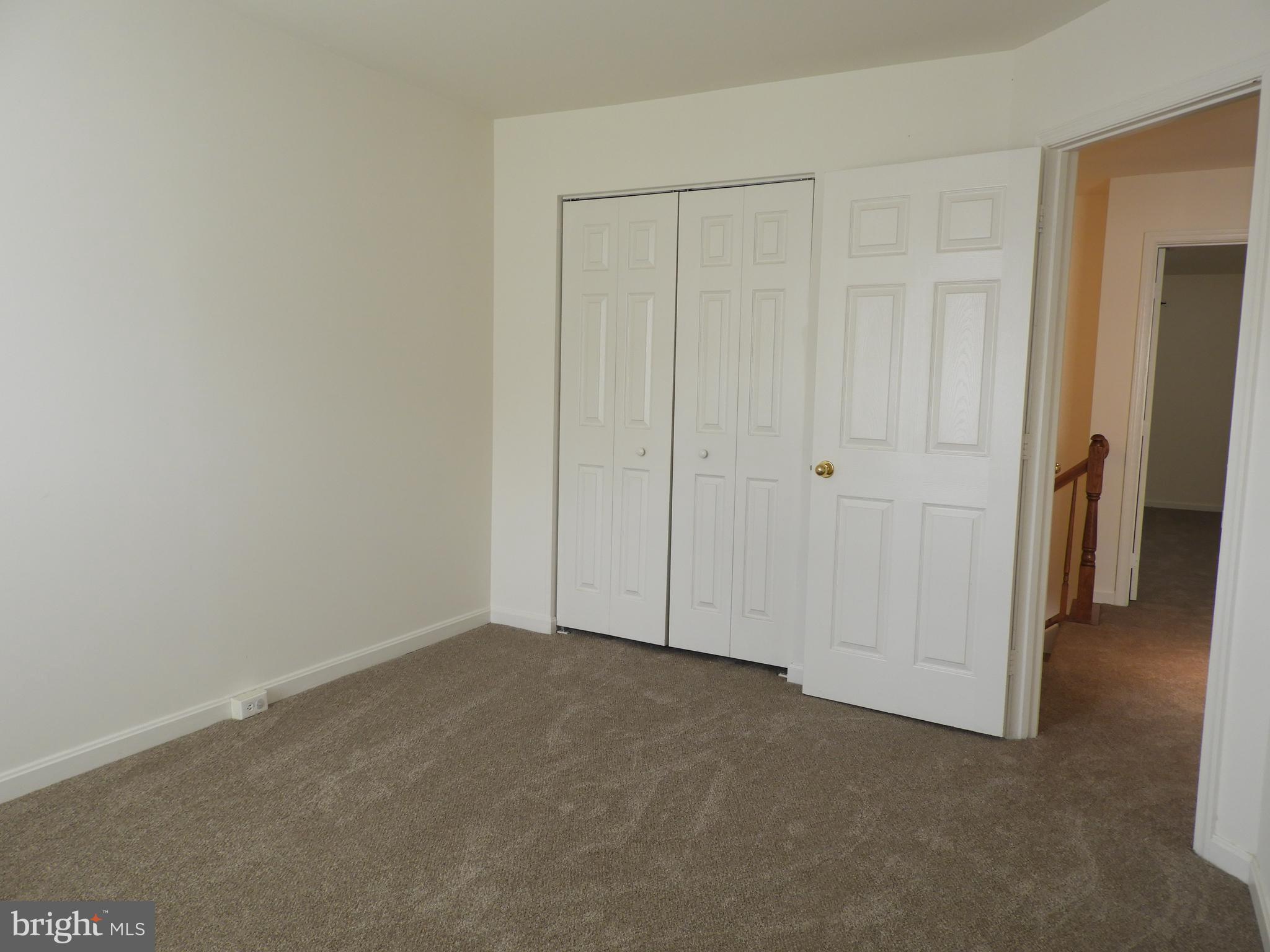 WINDSOR MEWS - Residential Lease