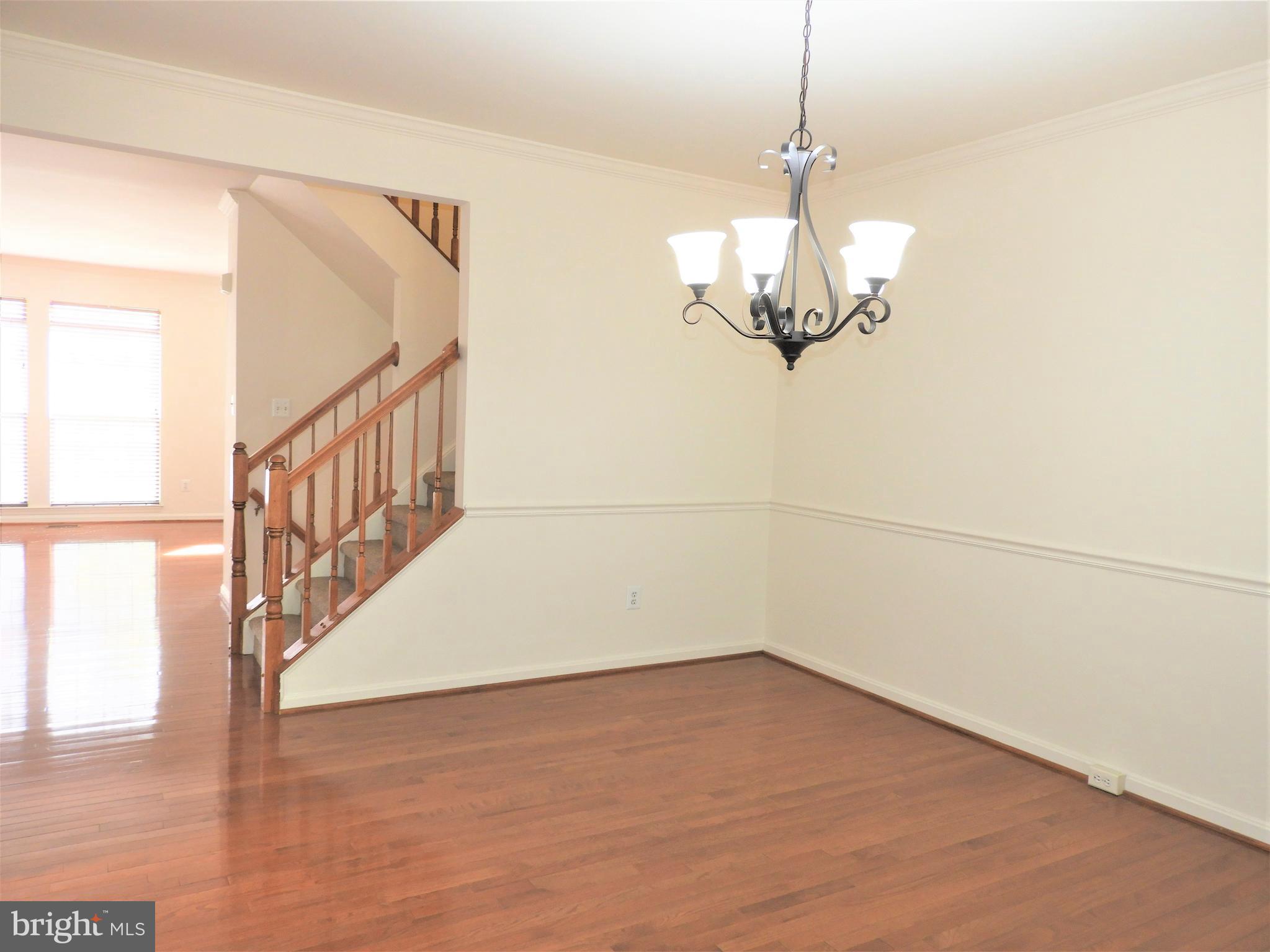 WINDSOR MEWS - Residential Lease