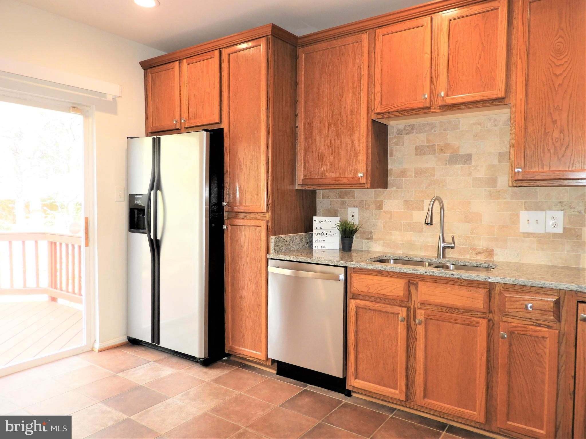 WINDSOR MEWS - Residential Lease