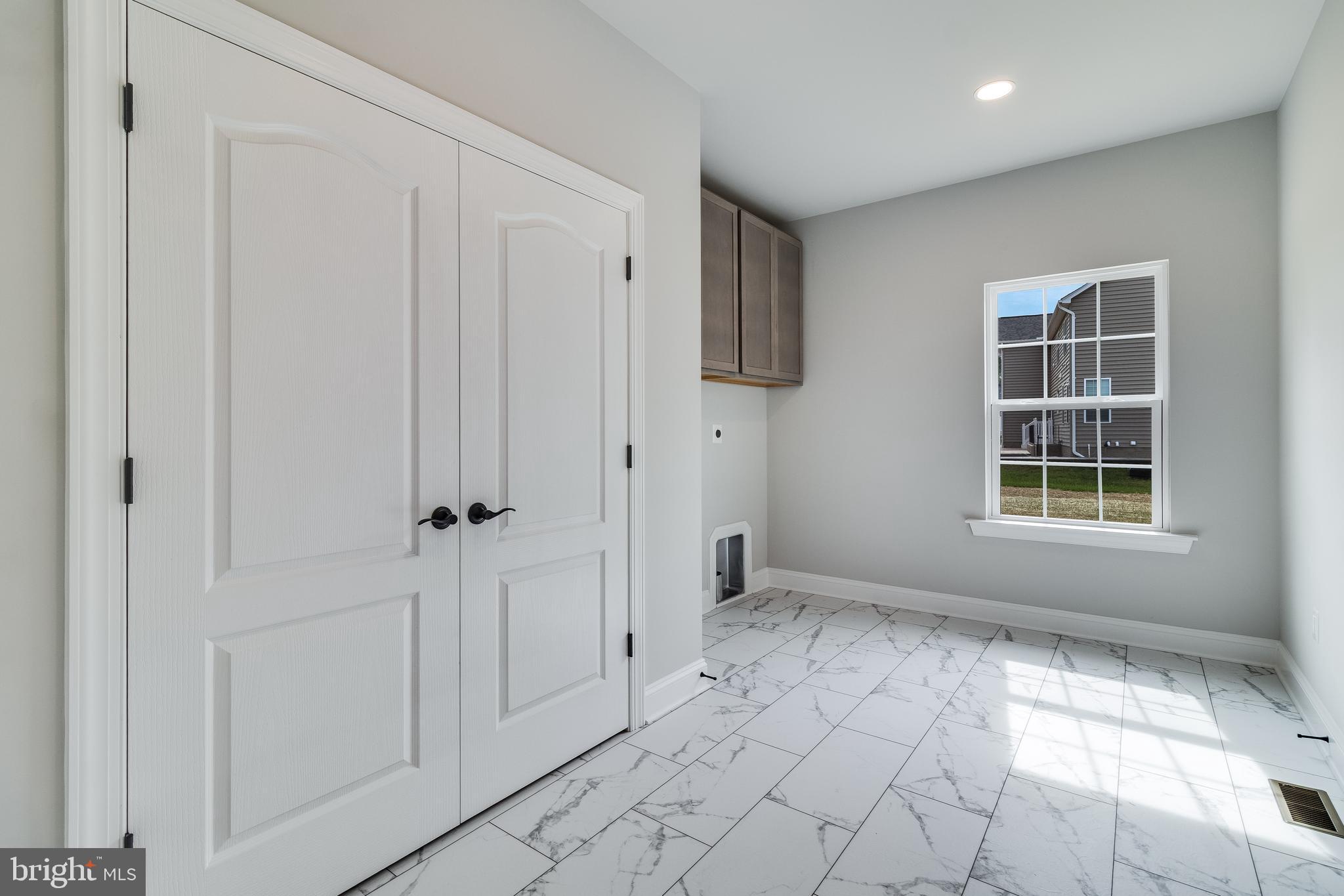 OAKWOOD ESTATES - Residential