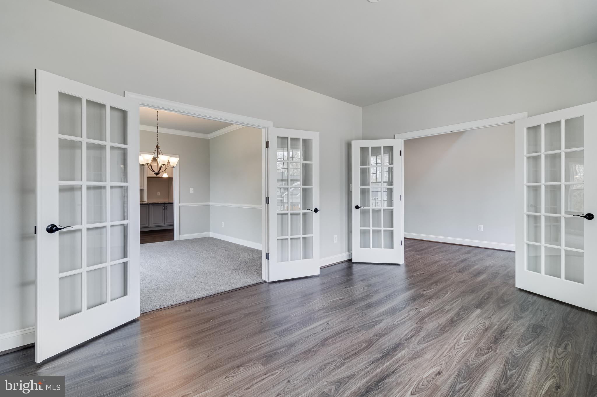 OAKWOOD ESTATES - Residential