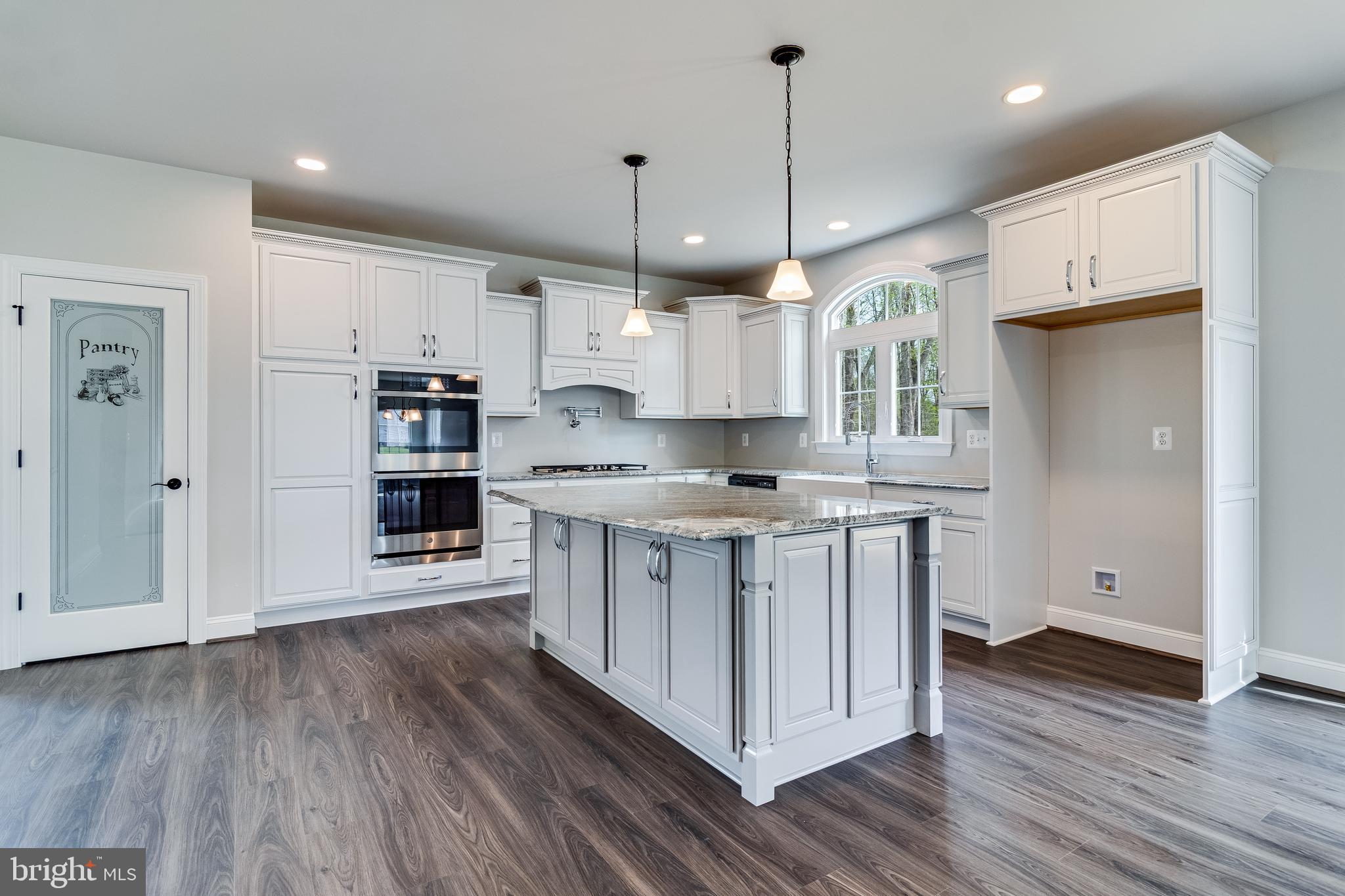 OAKWOOD ESTATES - Residential