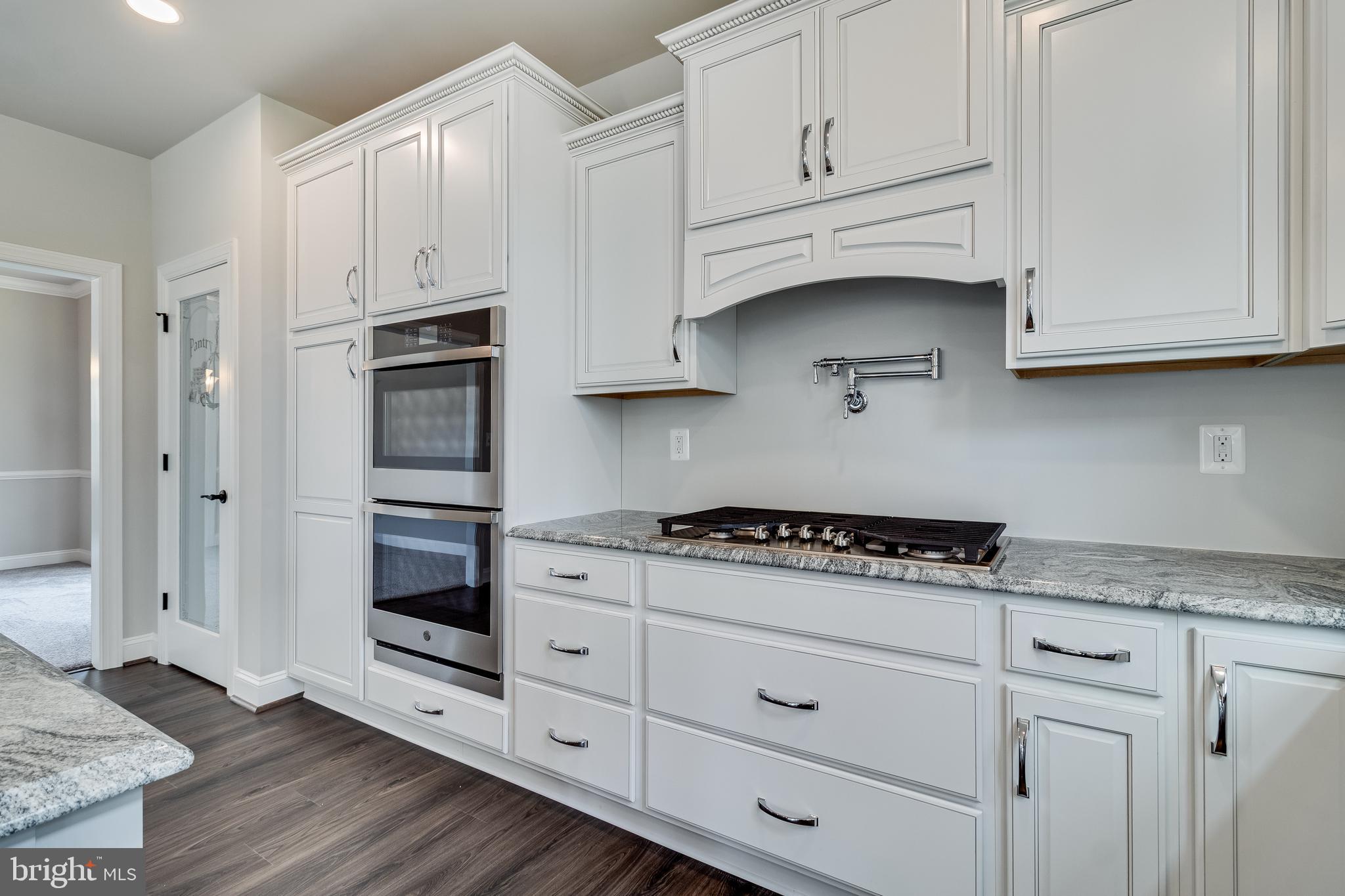 OAKWOOD ESTATES - Residential