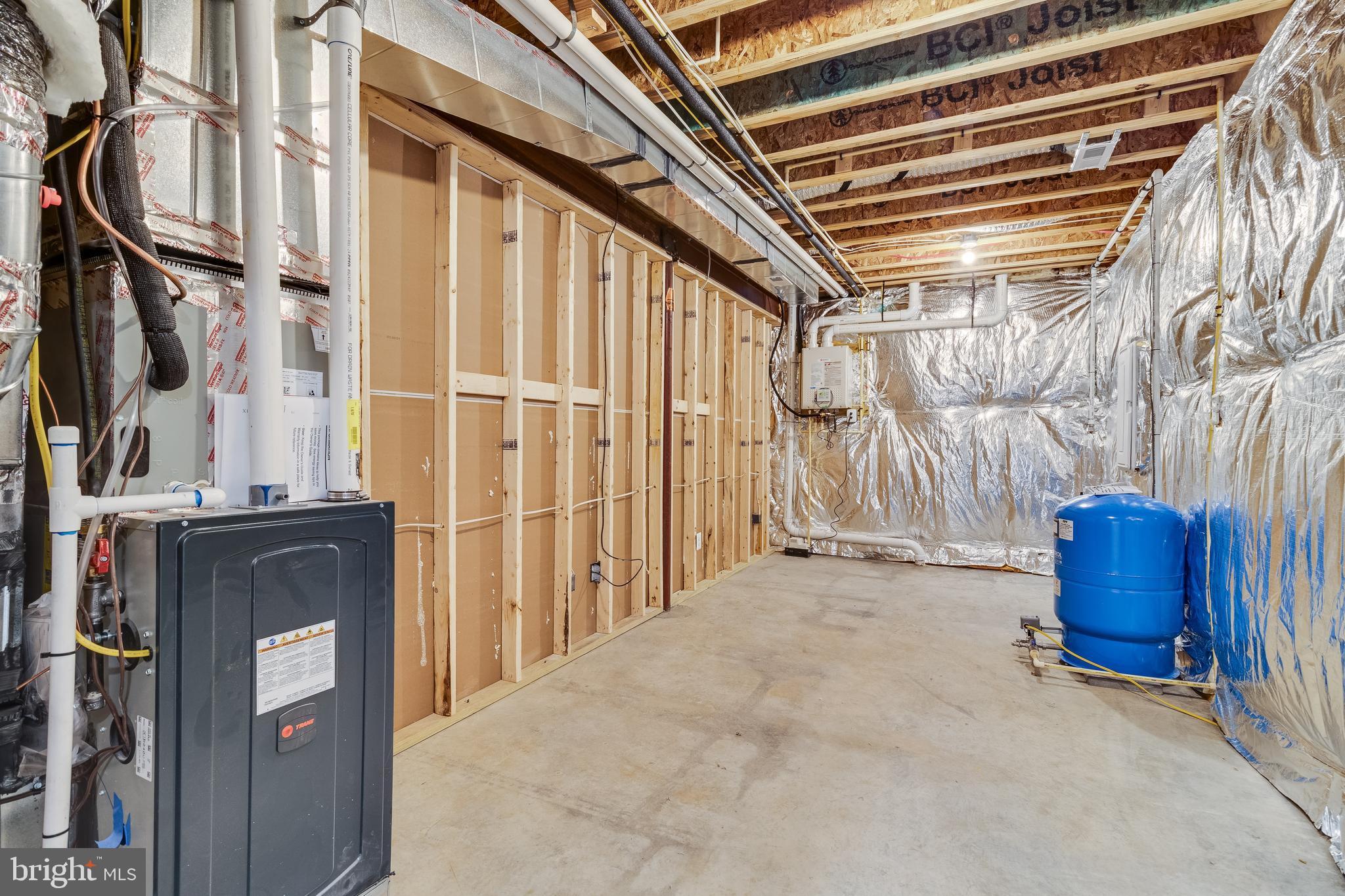 OAKWOOD ESTATES - Residential