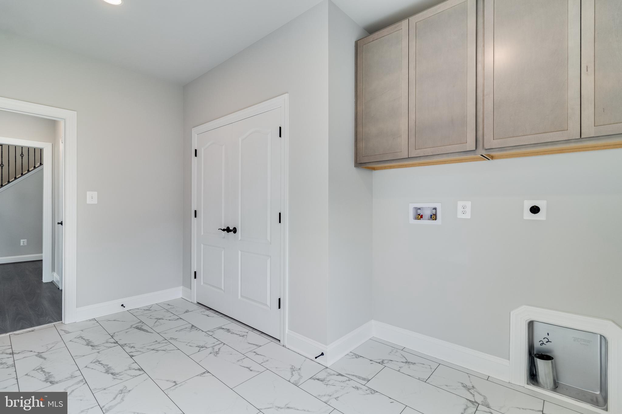 OAKWOOD ESTATES - Residential