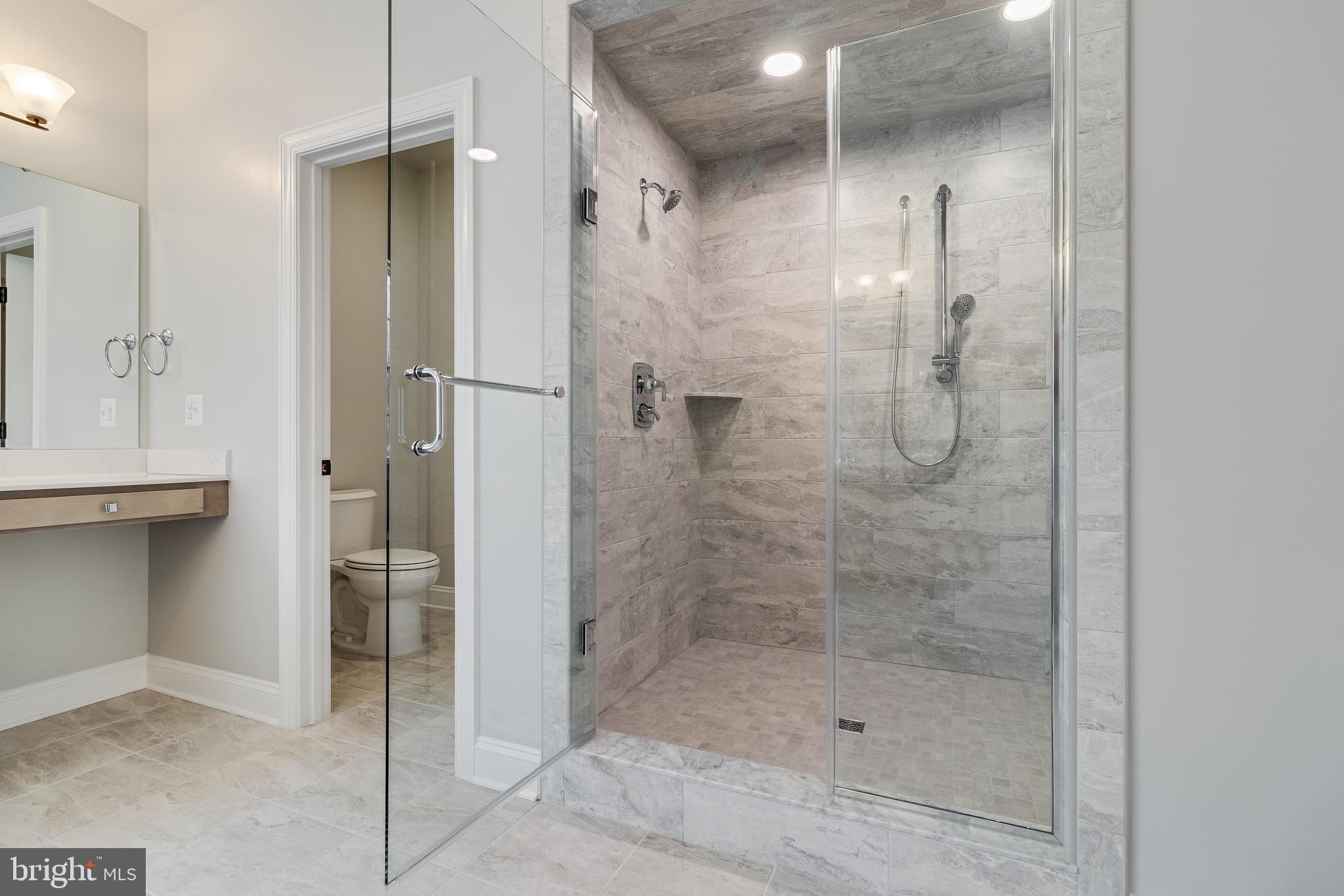 OAKWOOD ESTATES - Residential