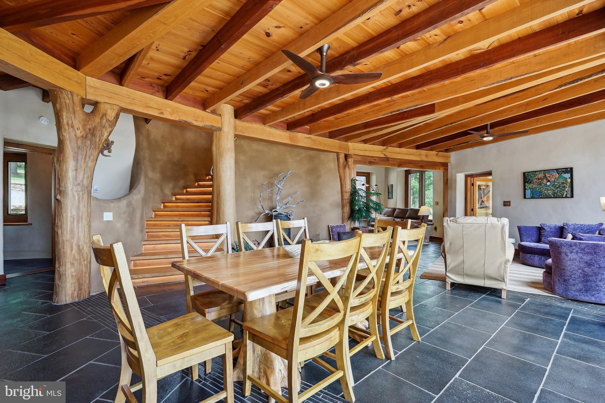 SQUIRREL WOOD - Residential