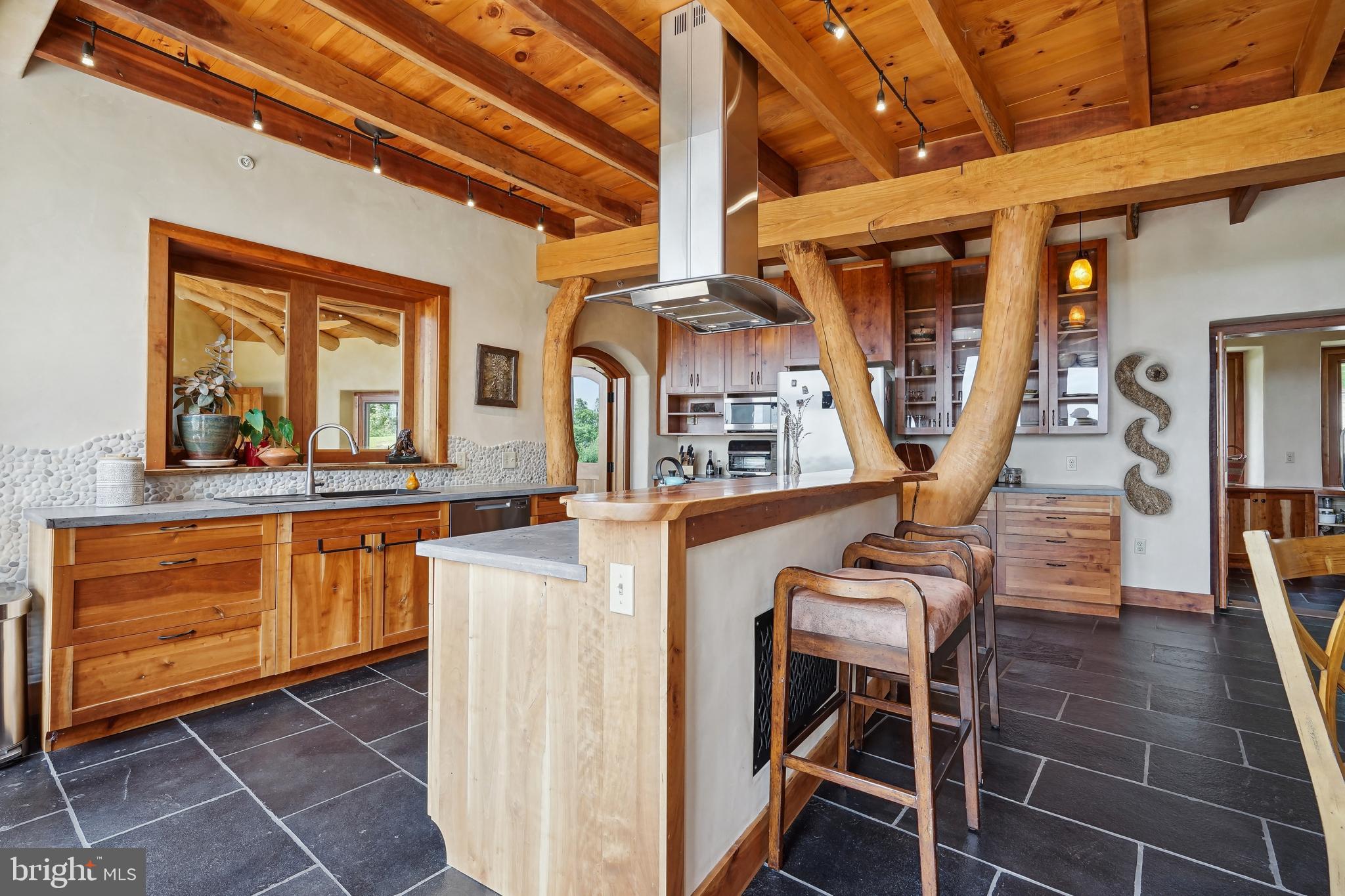 SQUIRREL WOOD - Residential