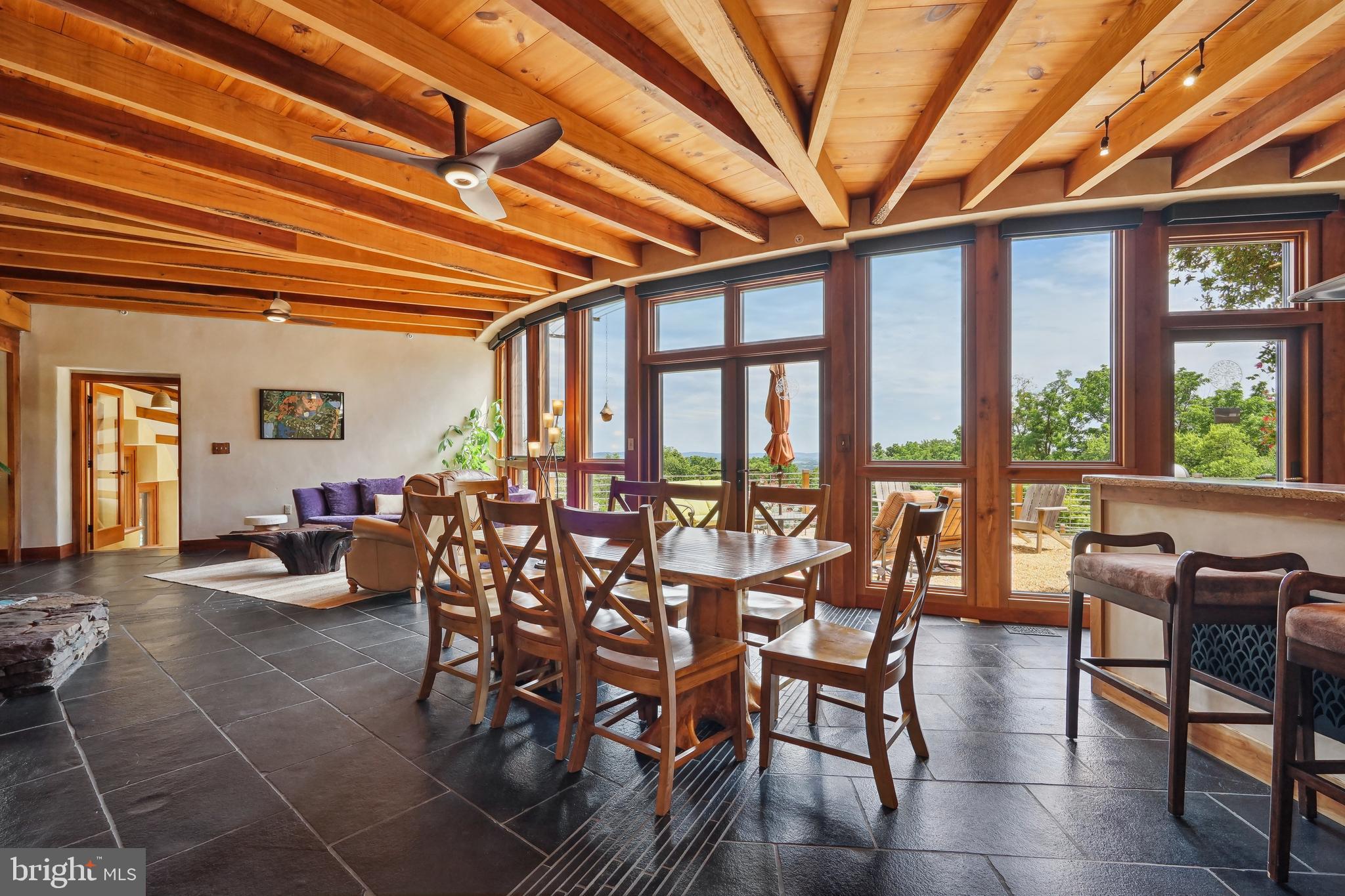 SQUIRREL WOOD - Residential