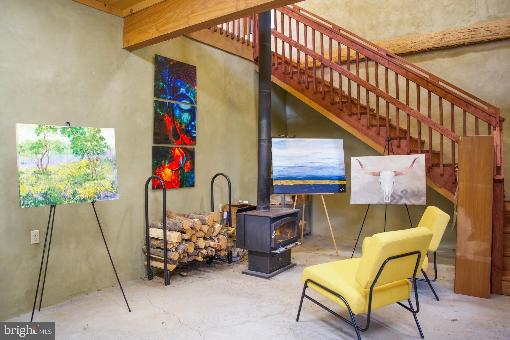 SQUIRREL WOOD - Residential