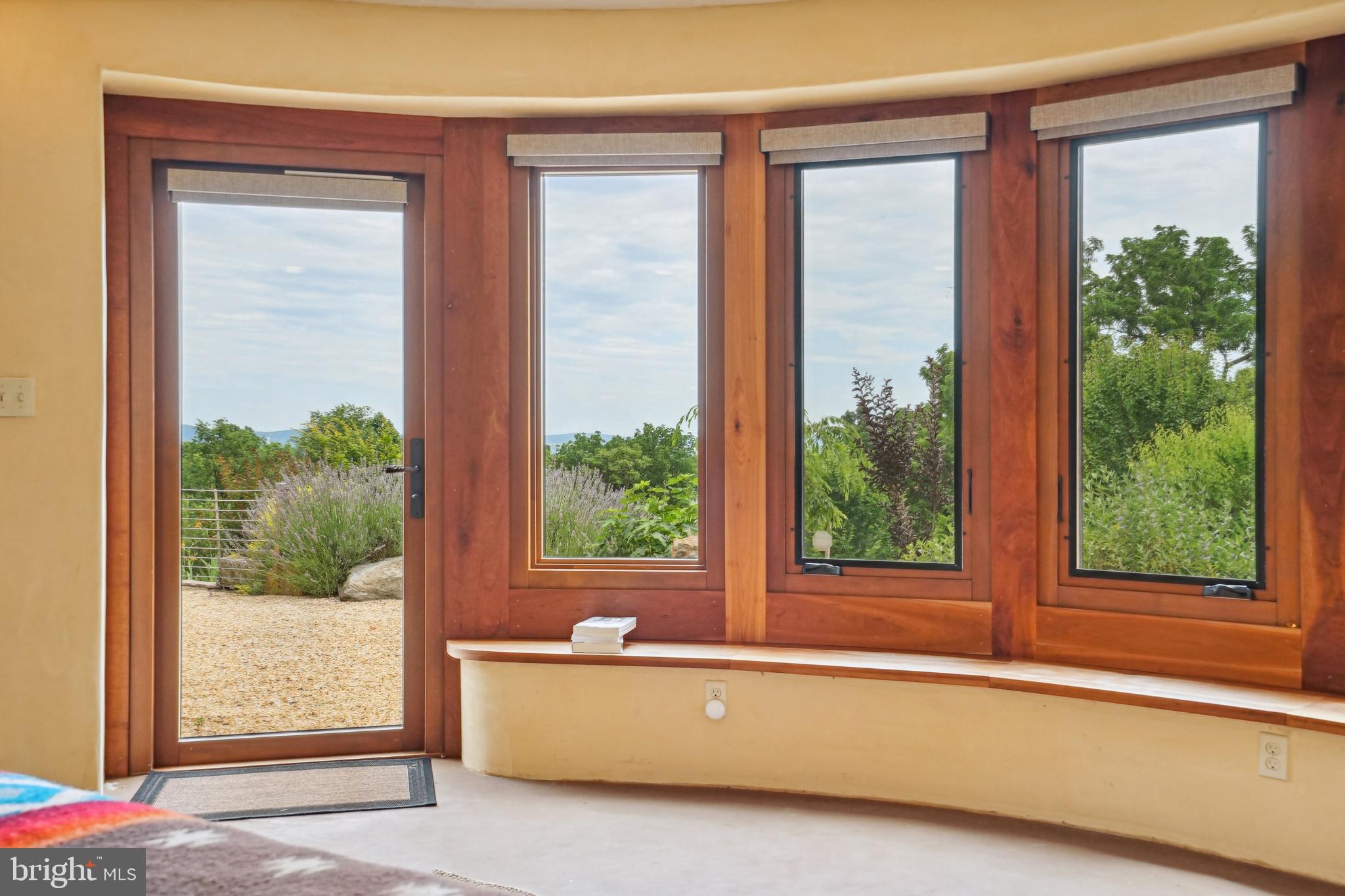 SQUIRREL WOOD - Residential