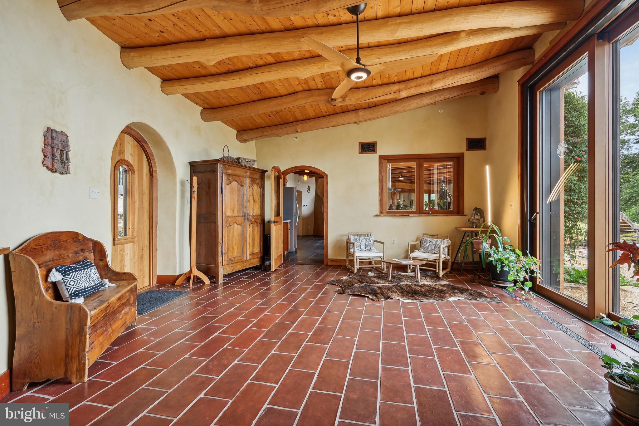 SQUIRREL WOOD - Residential