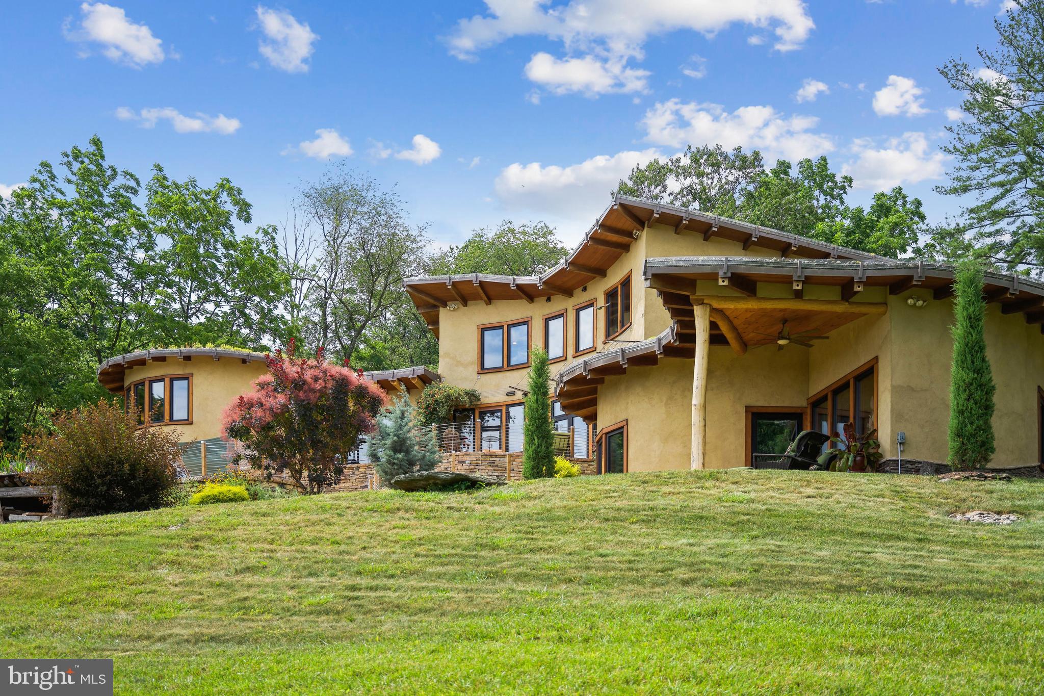 SQUIRREL WOOD - Residential