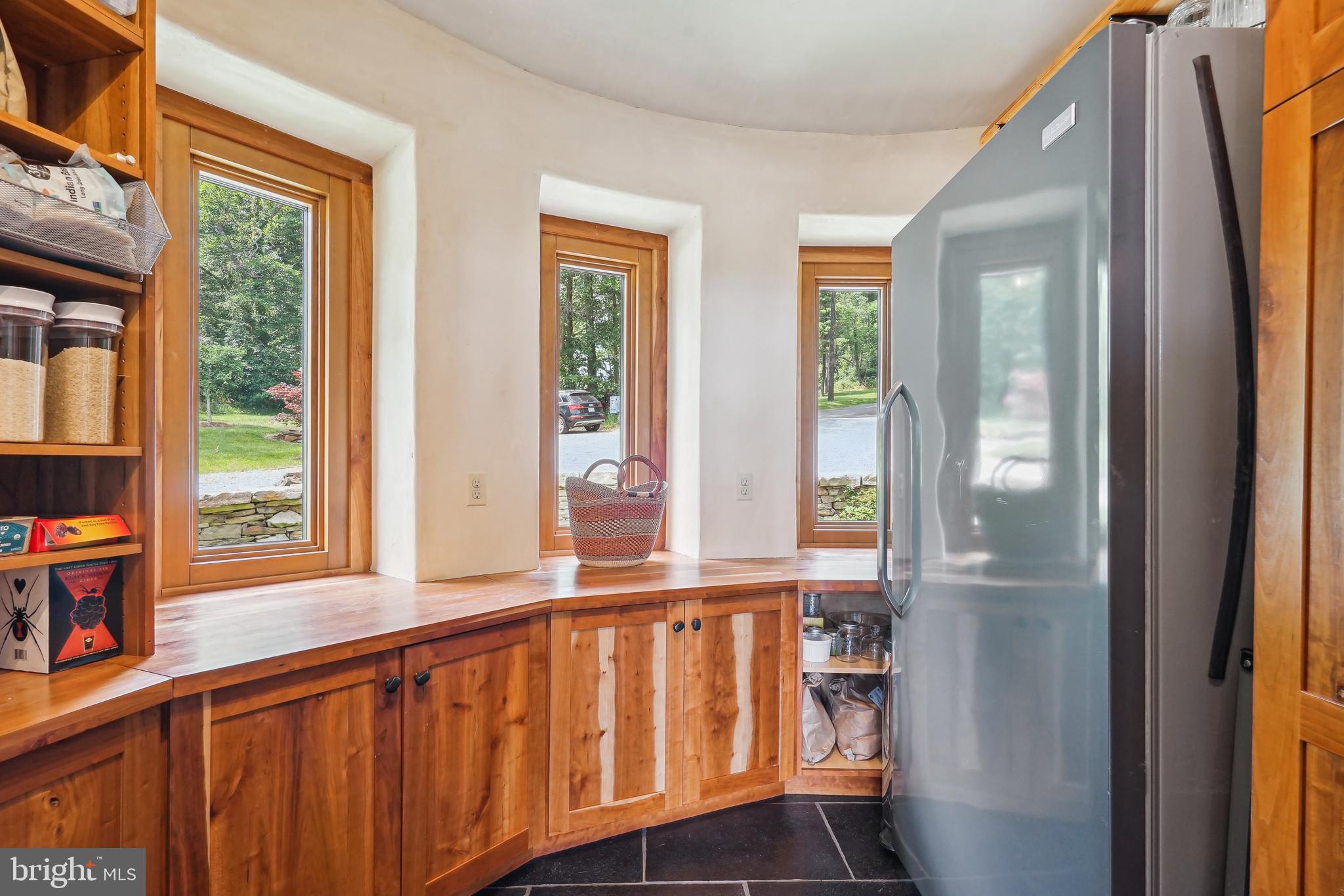 SQUIRREL WOOD - Residential