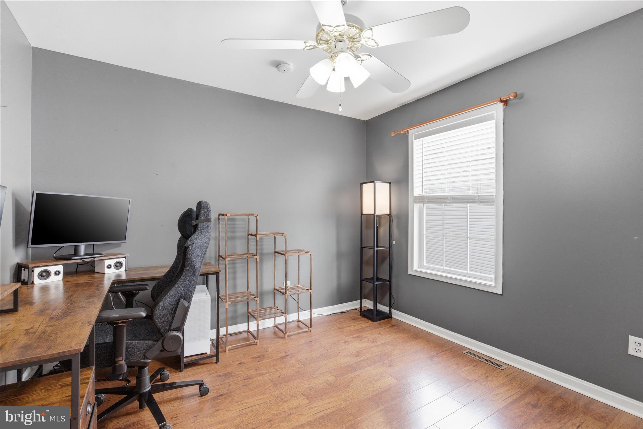 THE MOORINGS CEDAR COVE - Residential