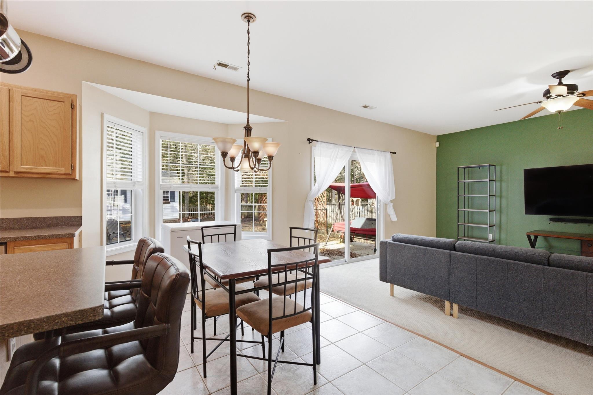 THE MOORINGS CEDAR COVE - Residential