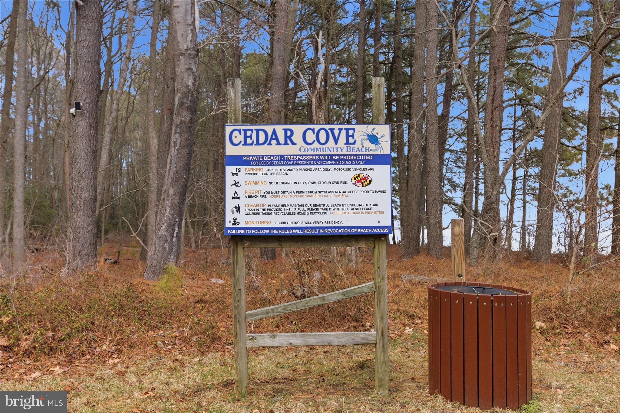 THE MOORINGS CEDAR COVE - Residential