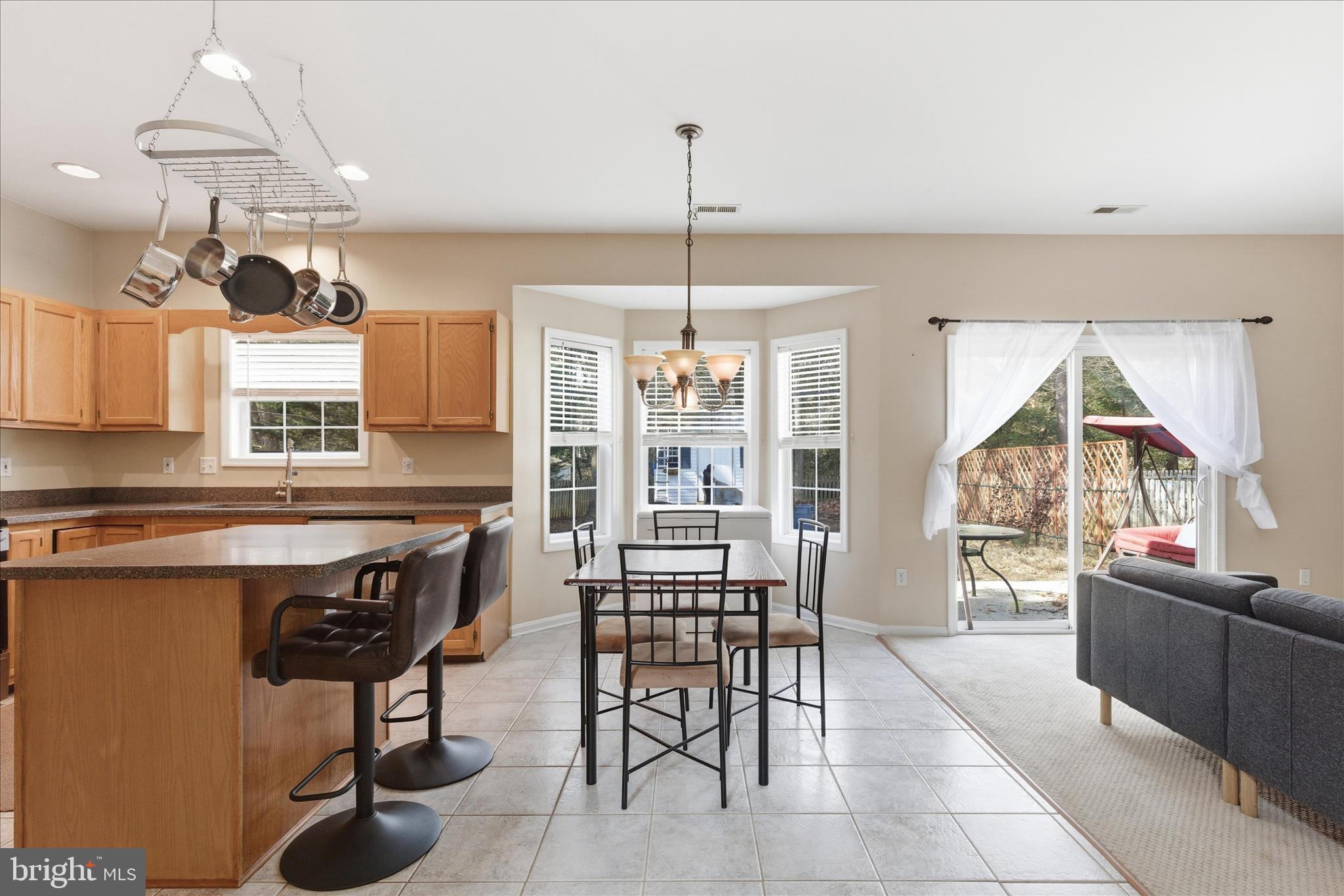 THE MOORINGS CEDAR COVE - Residential