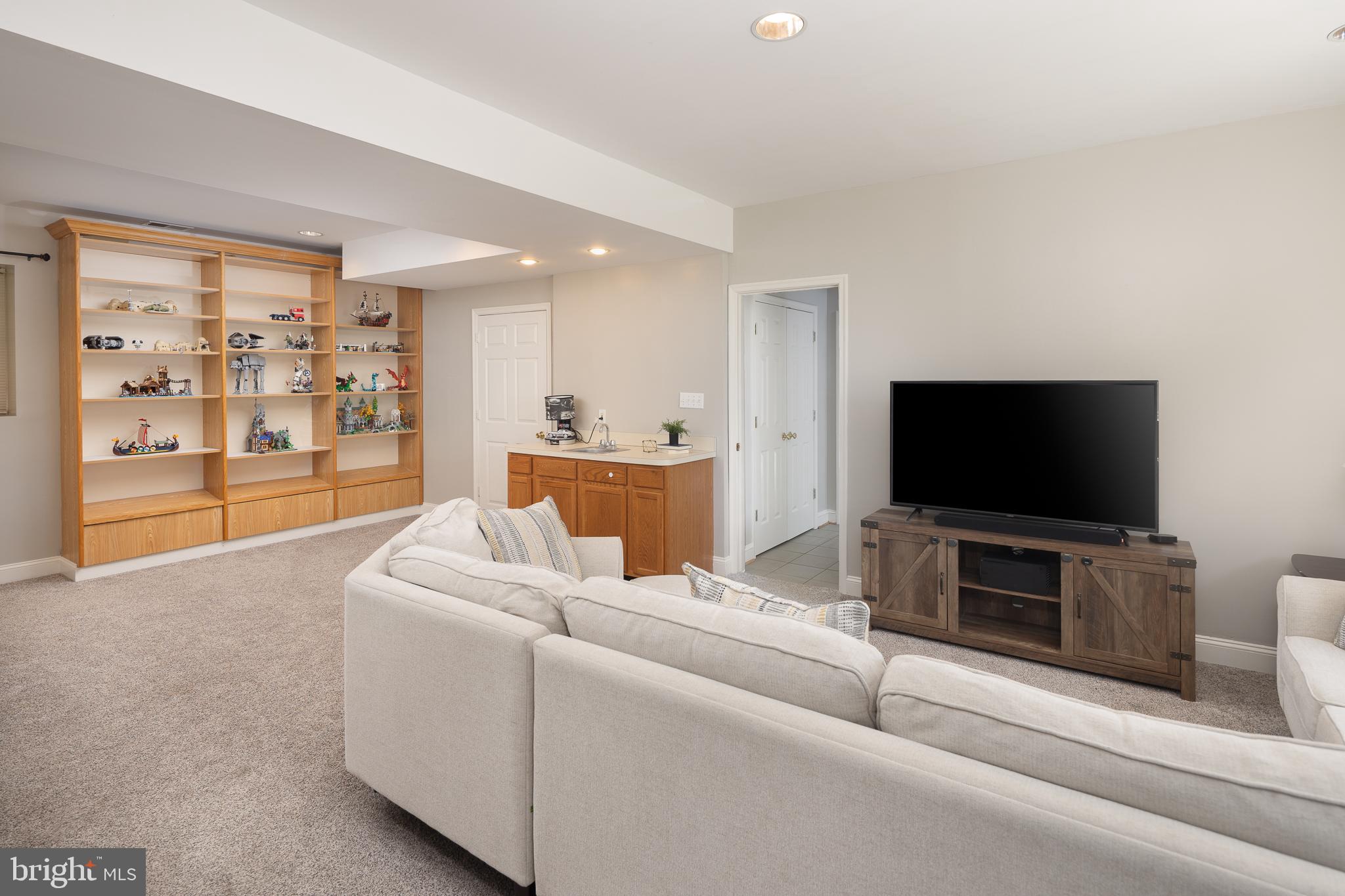 MILLFIELD - Residential