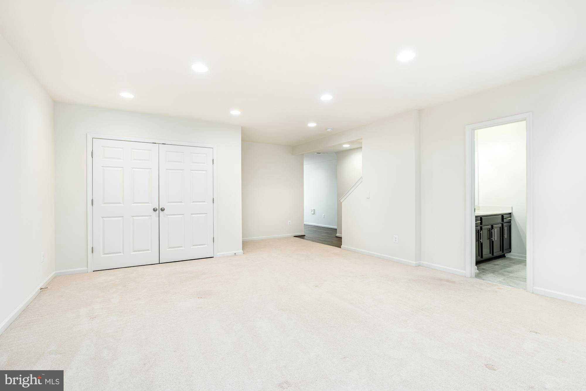 SNOWDEN BRIDGE - Residential Lease