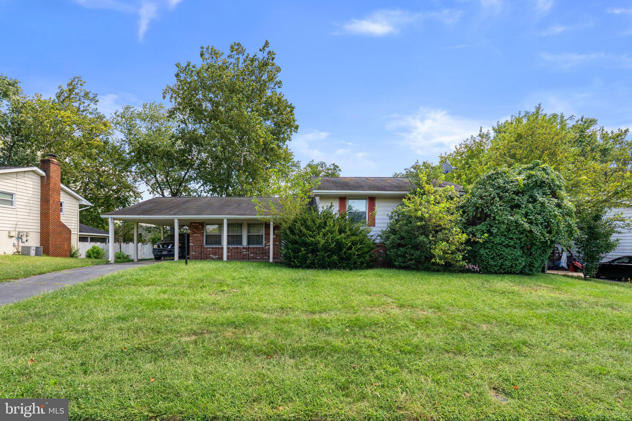1706 N STERLING BOULEVARD