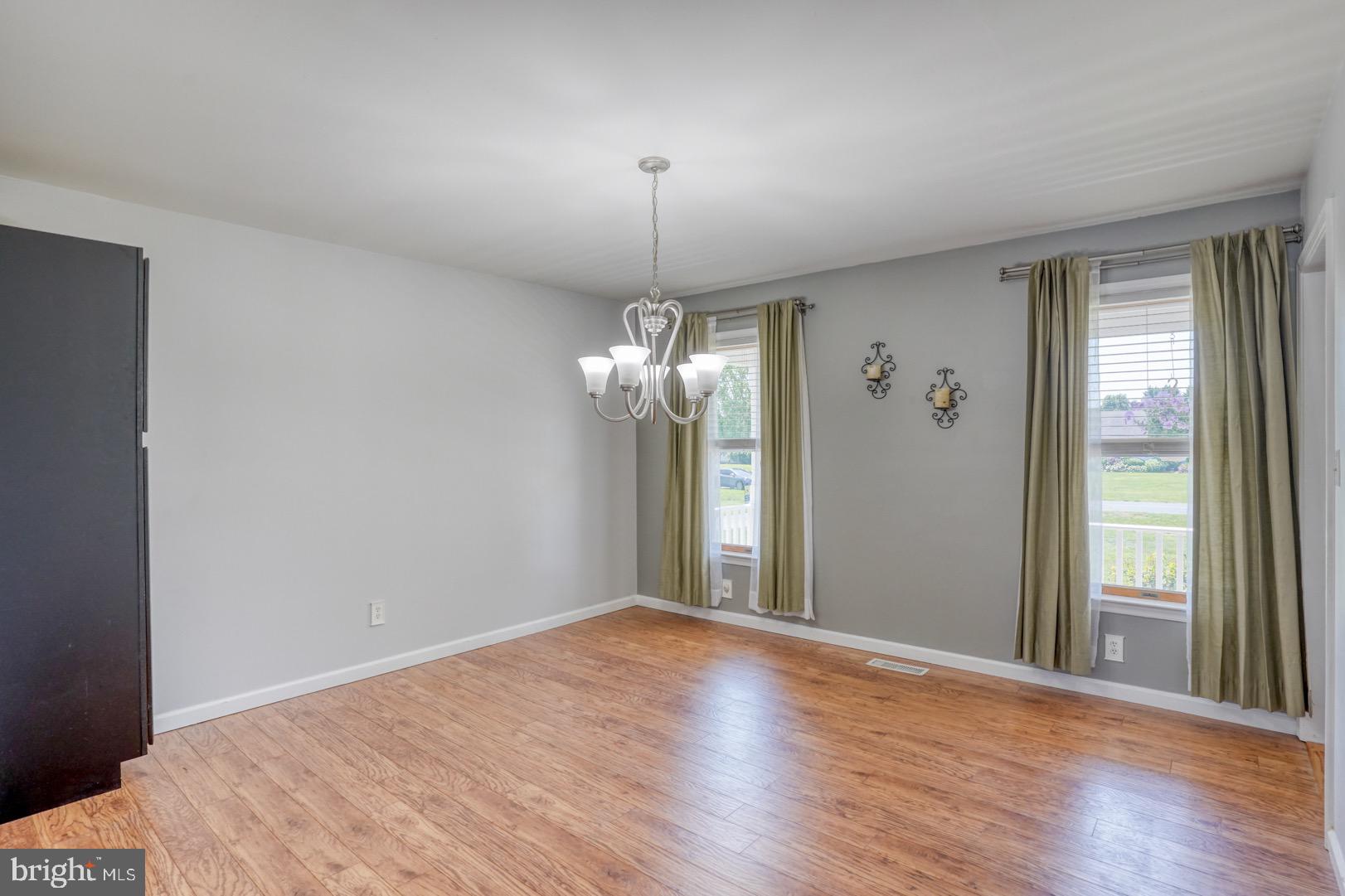 HUNTERS RIDGE - Residential