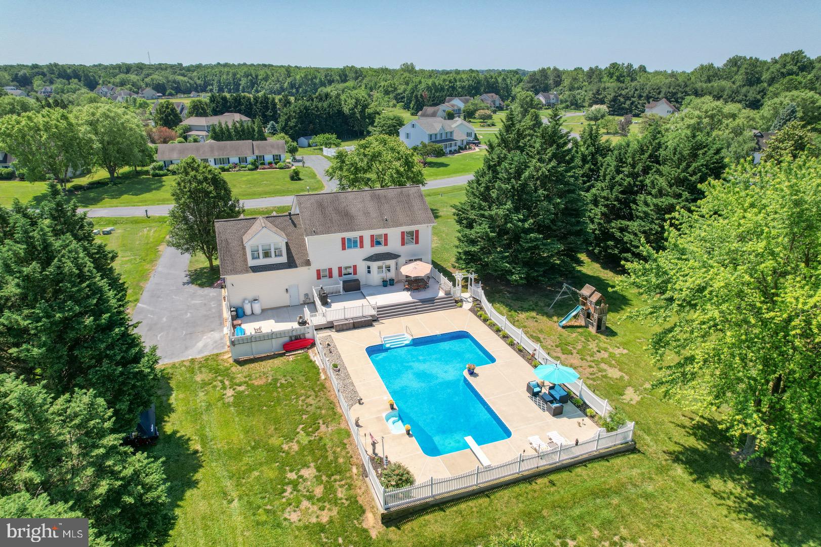 HUNTERS RIDGE - Residential